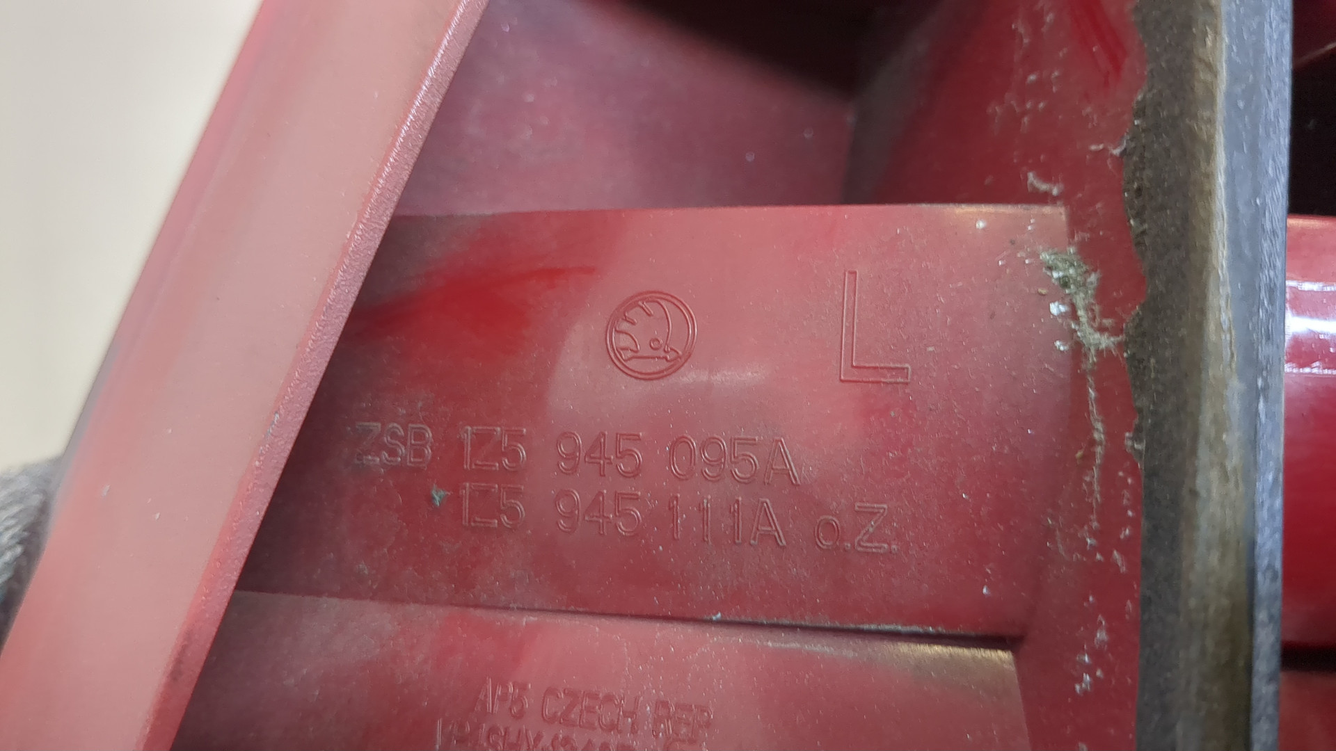 Фонарь задний левый