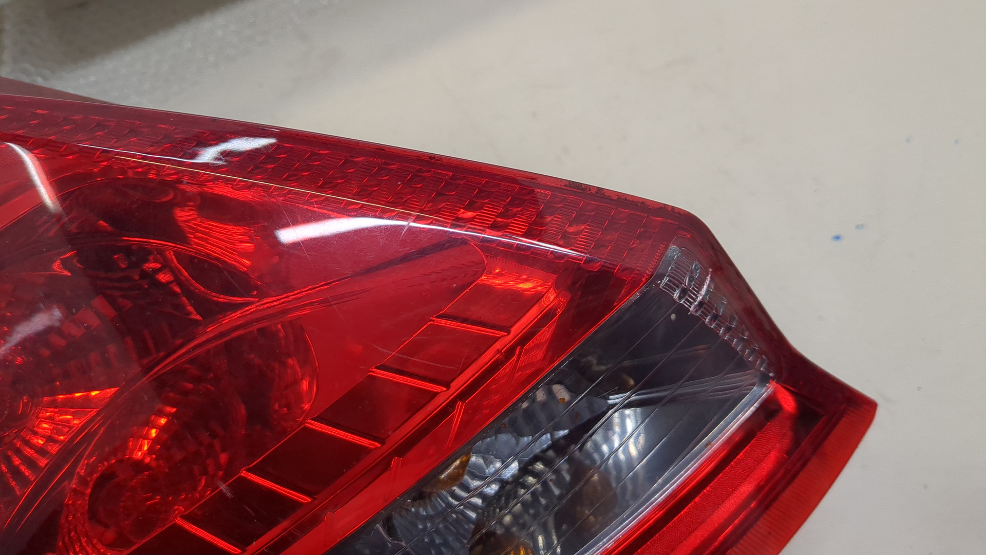 Фонарь задний левый