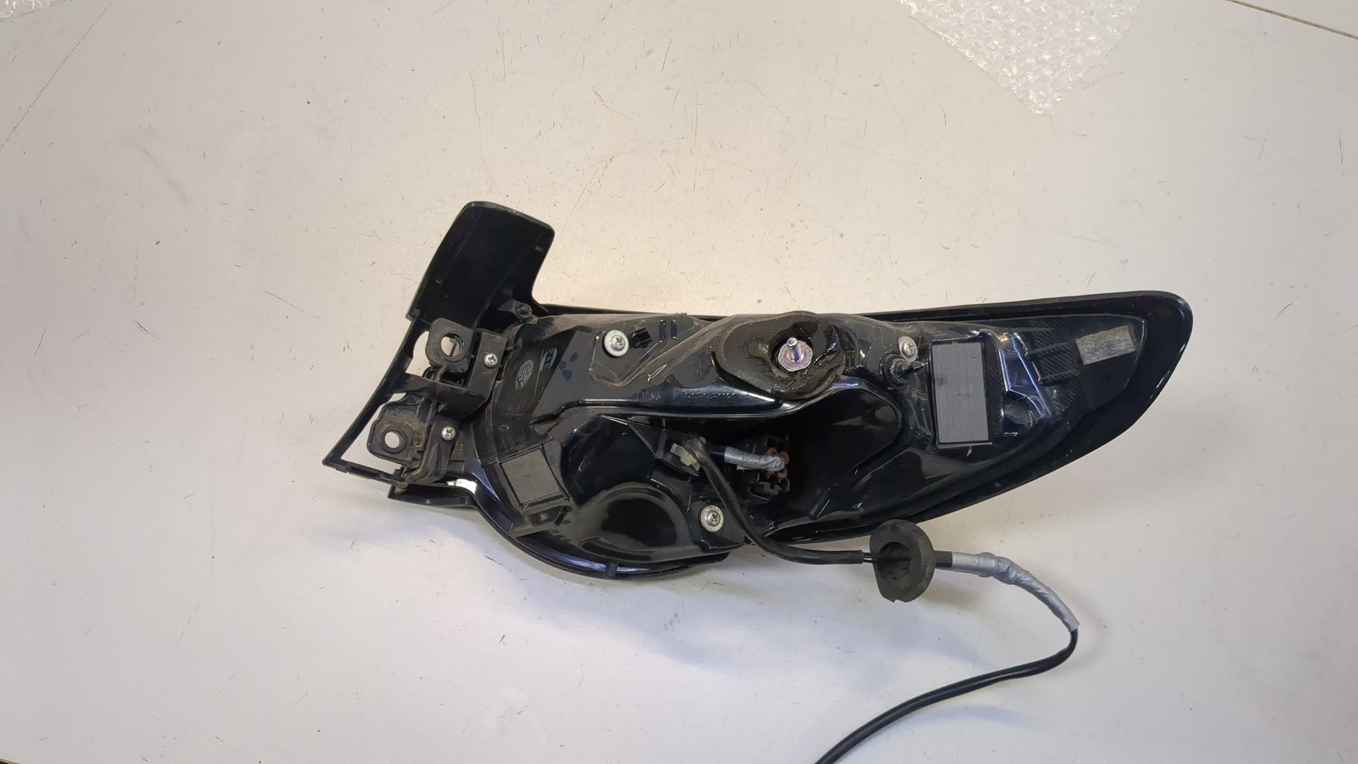 Фонарь задний левый