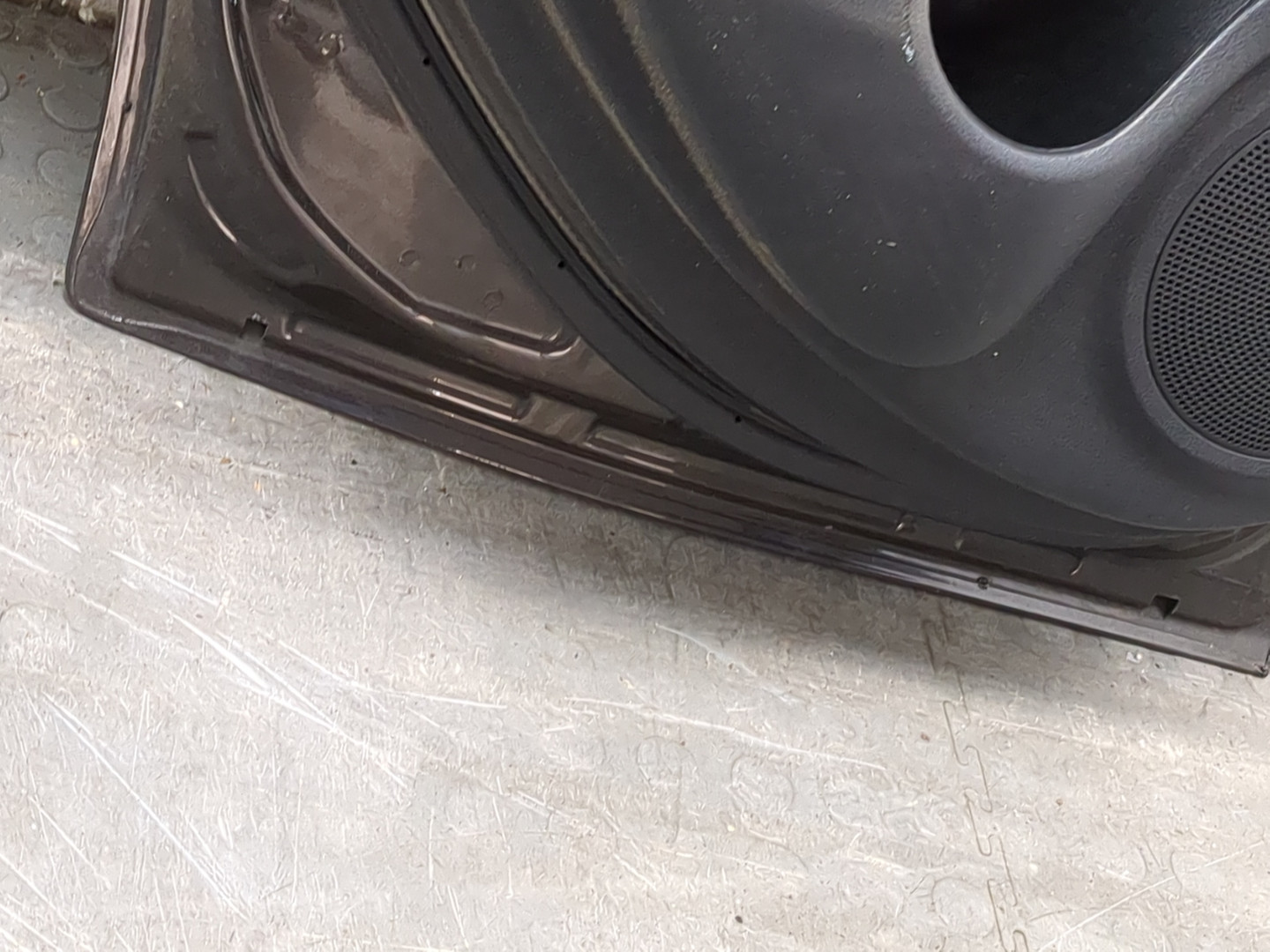 Дверь задняя левая