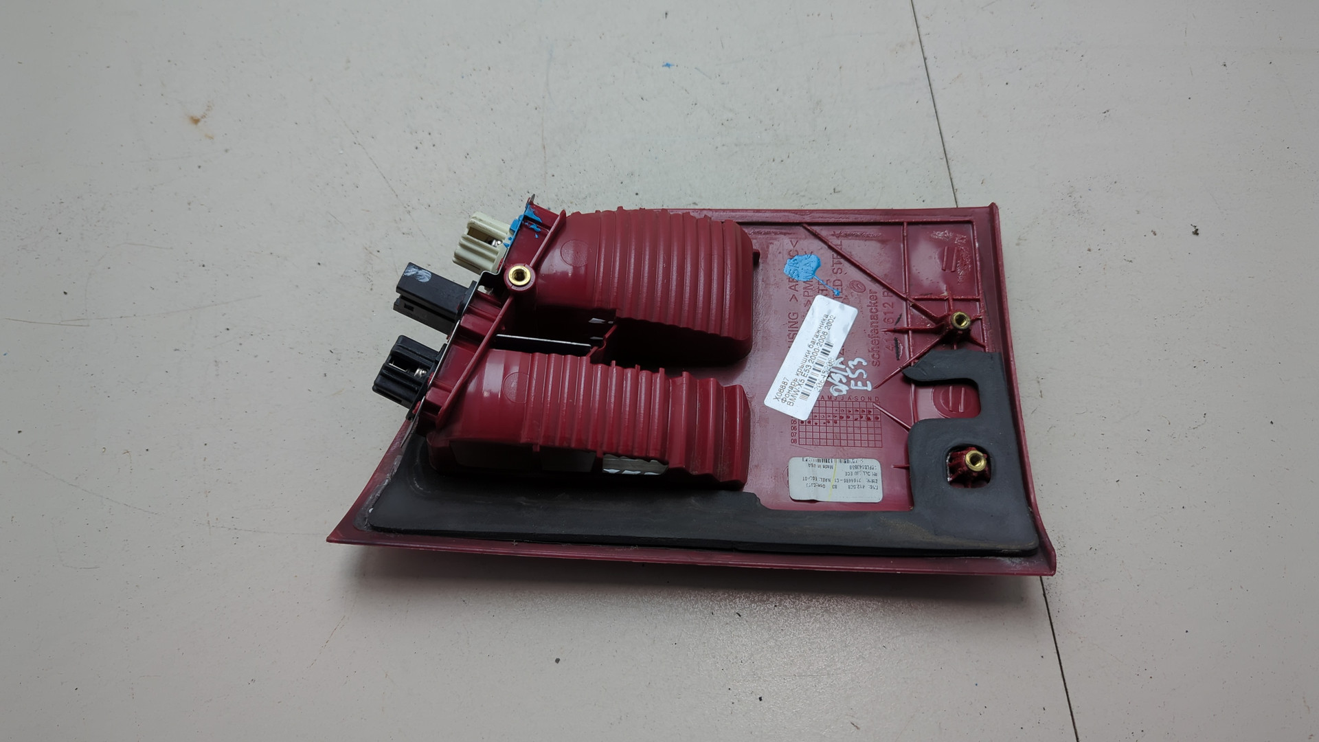 Фонарь задний внутренний правый