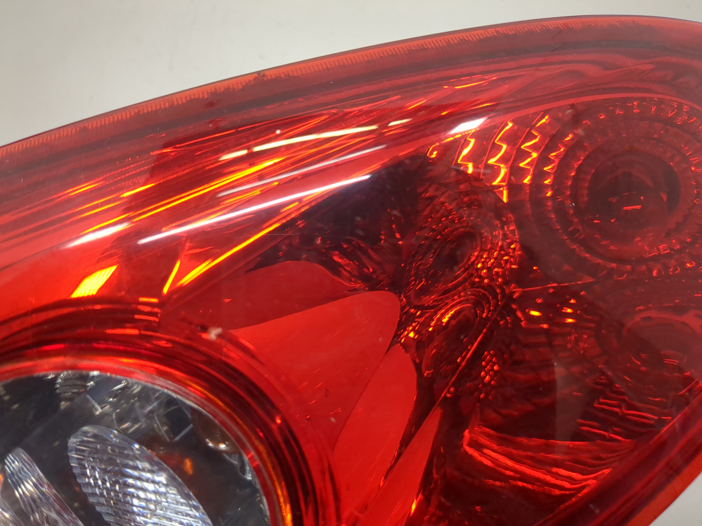 Фонарь задний правый