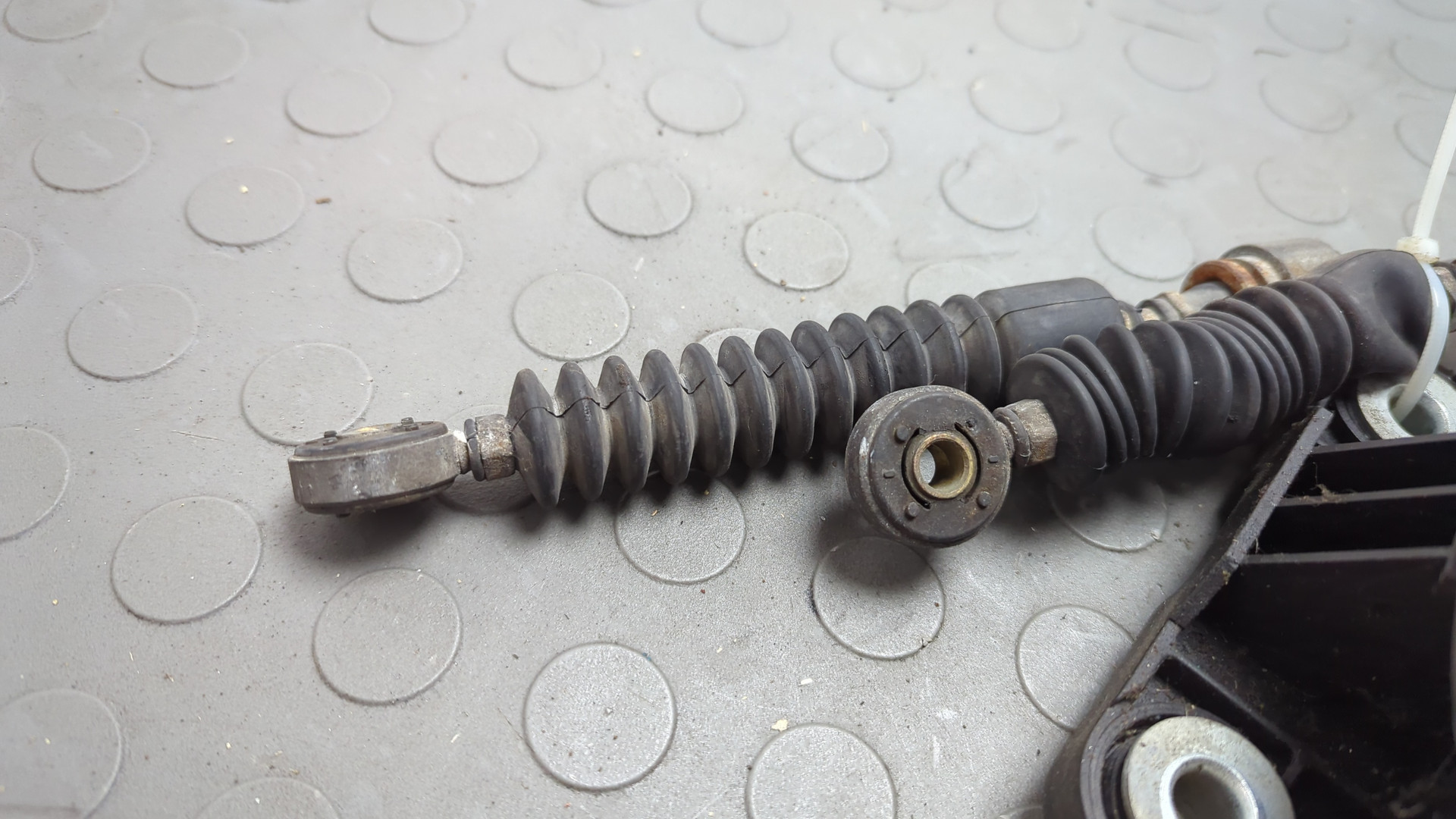 Кулиса МКПП / АКПП