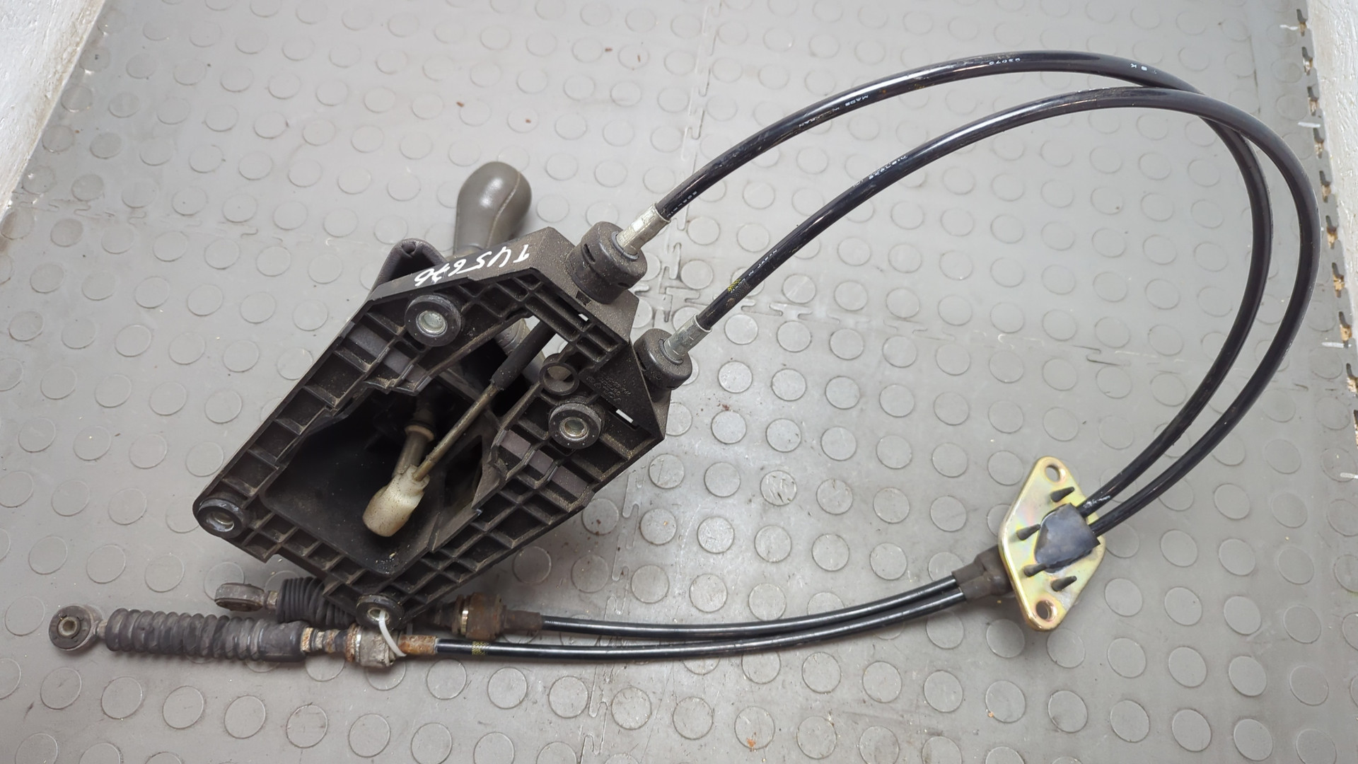 Кулиса МКПП / АКПП