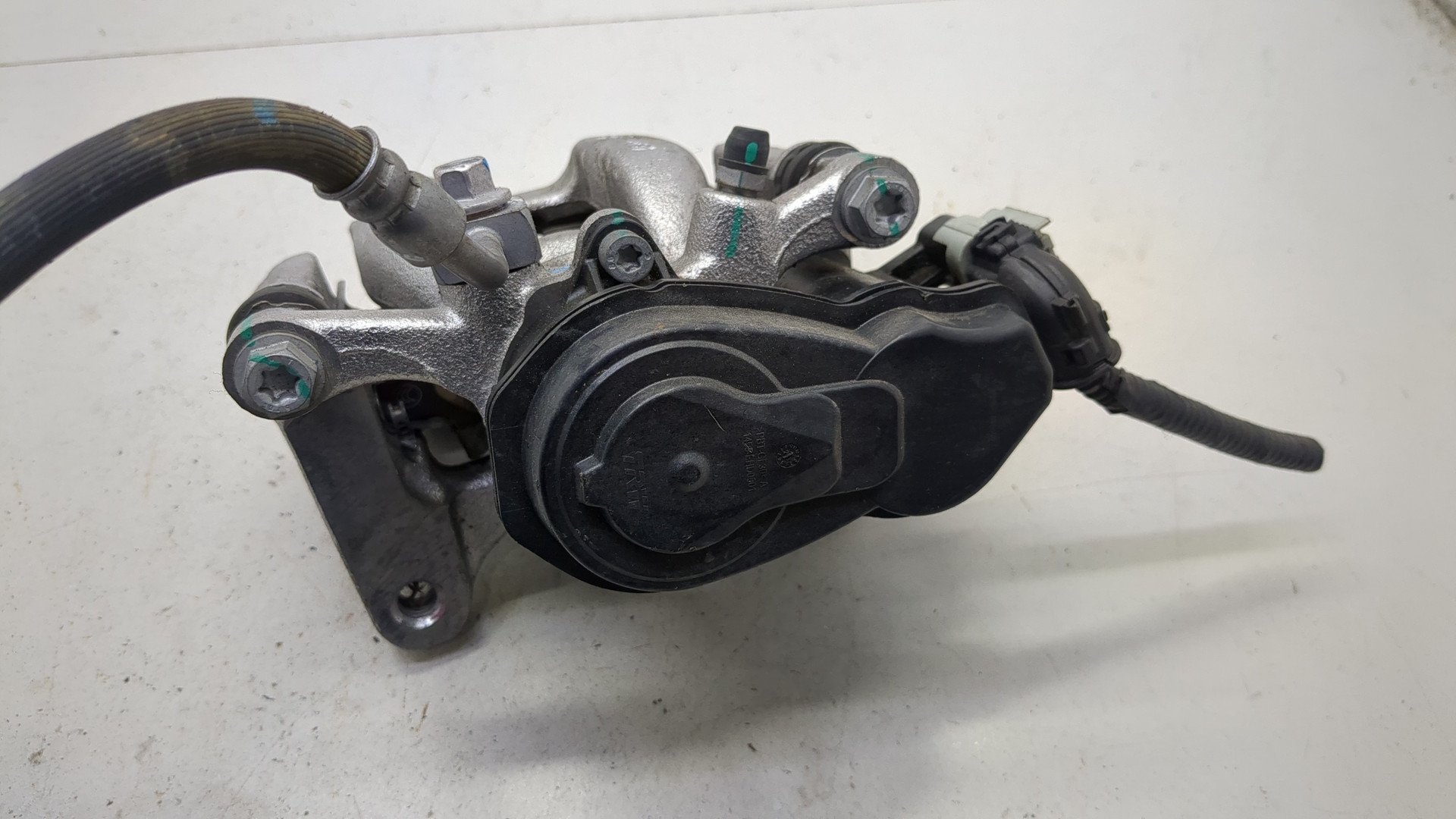 Суппорт задний левый