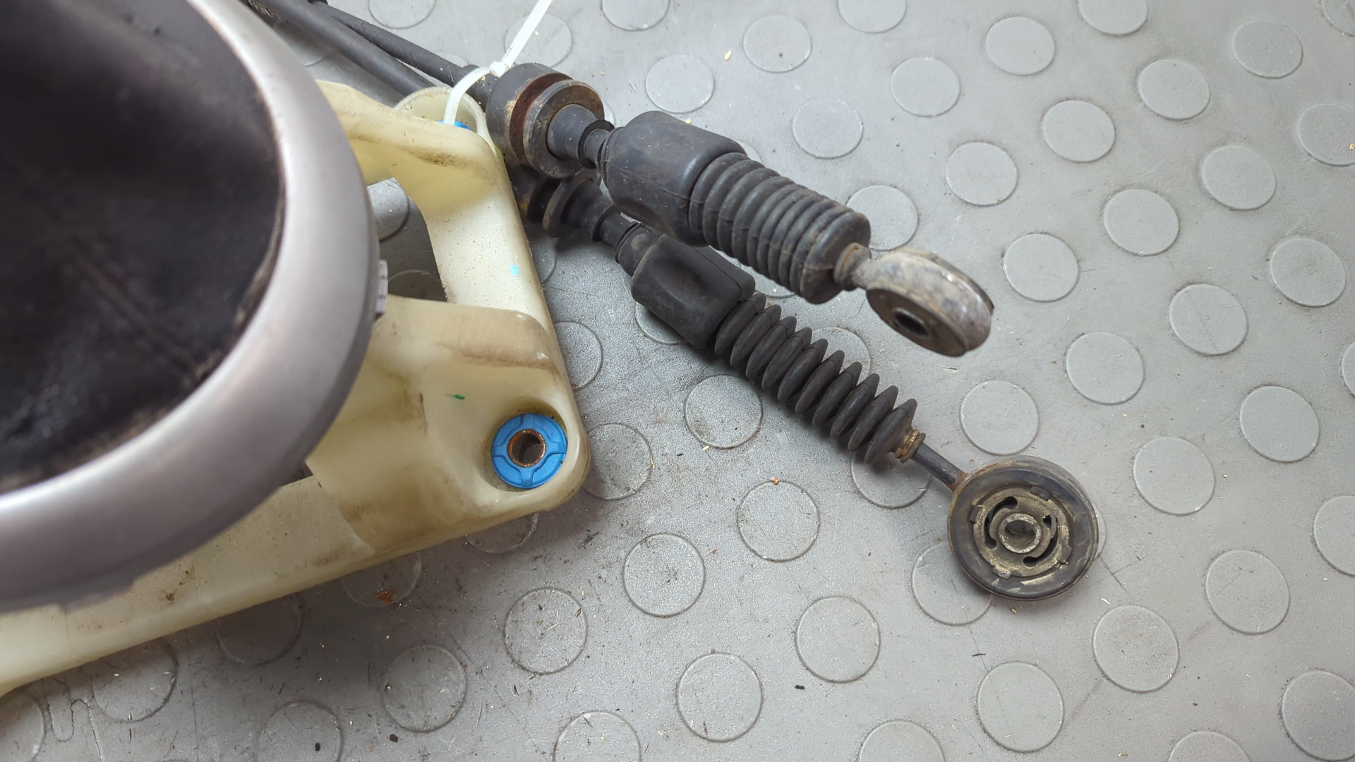 Кулиса МКПП / АКПП