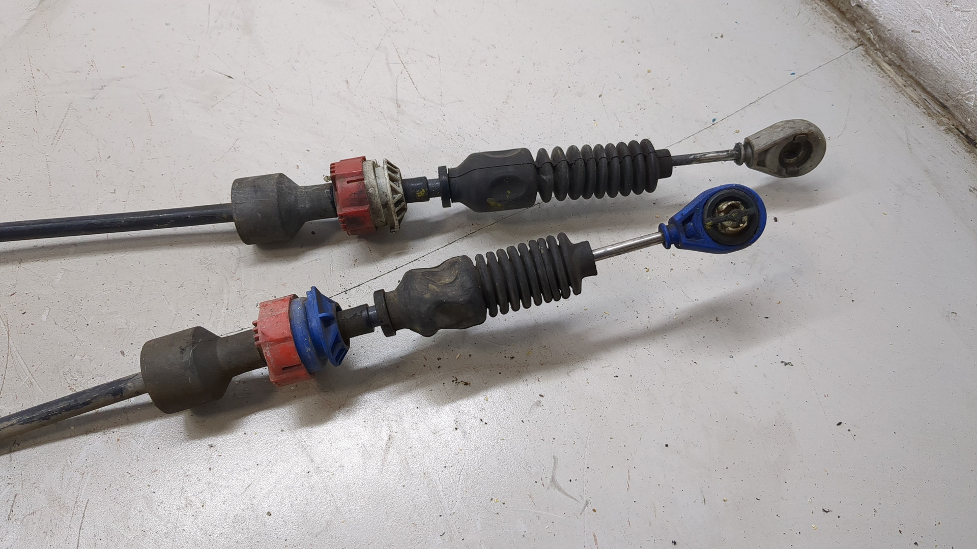 Трос КПП (выбора/переключения передач)