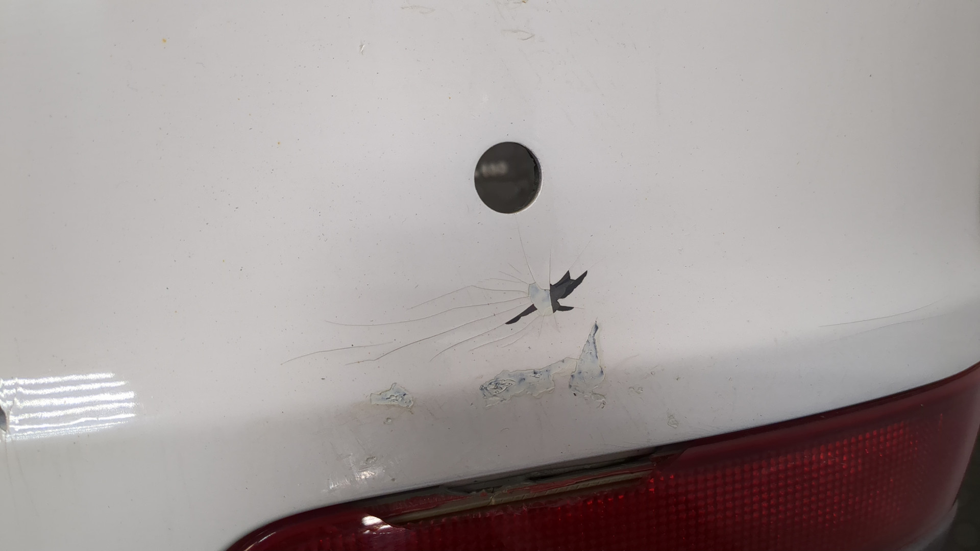 Бампер задний