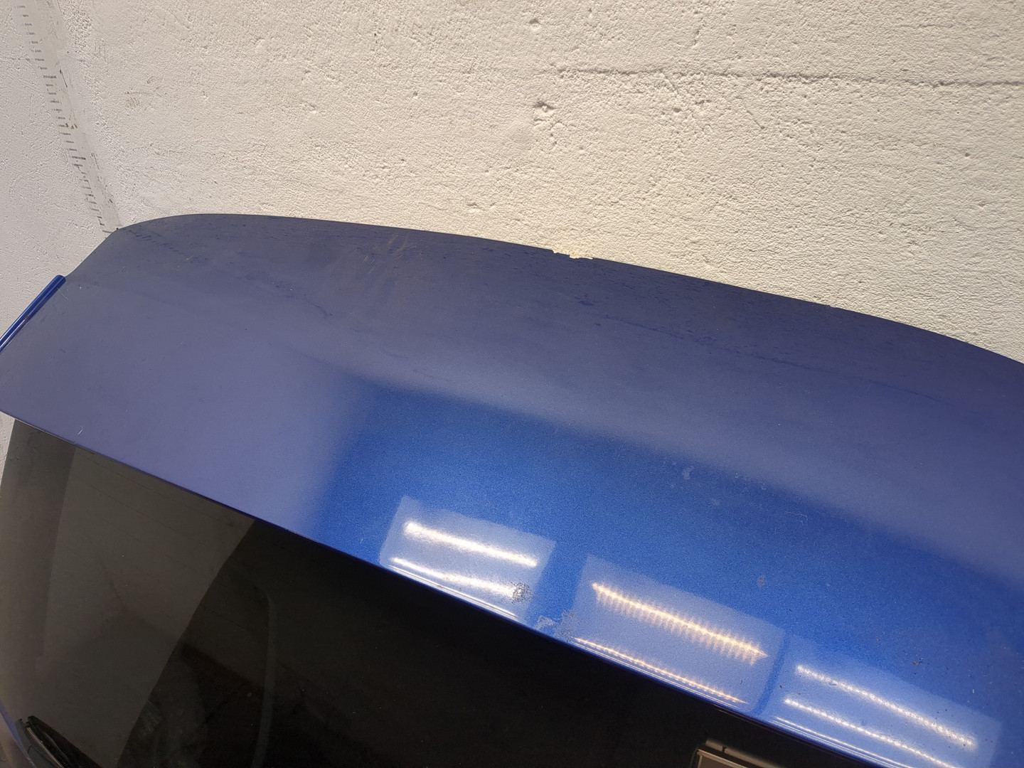 Дверь багажника