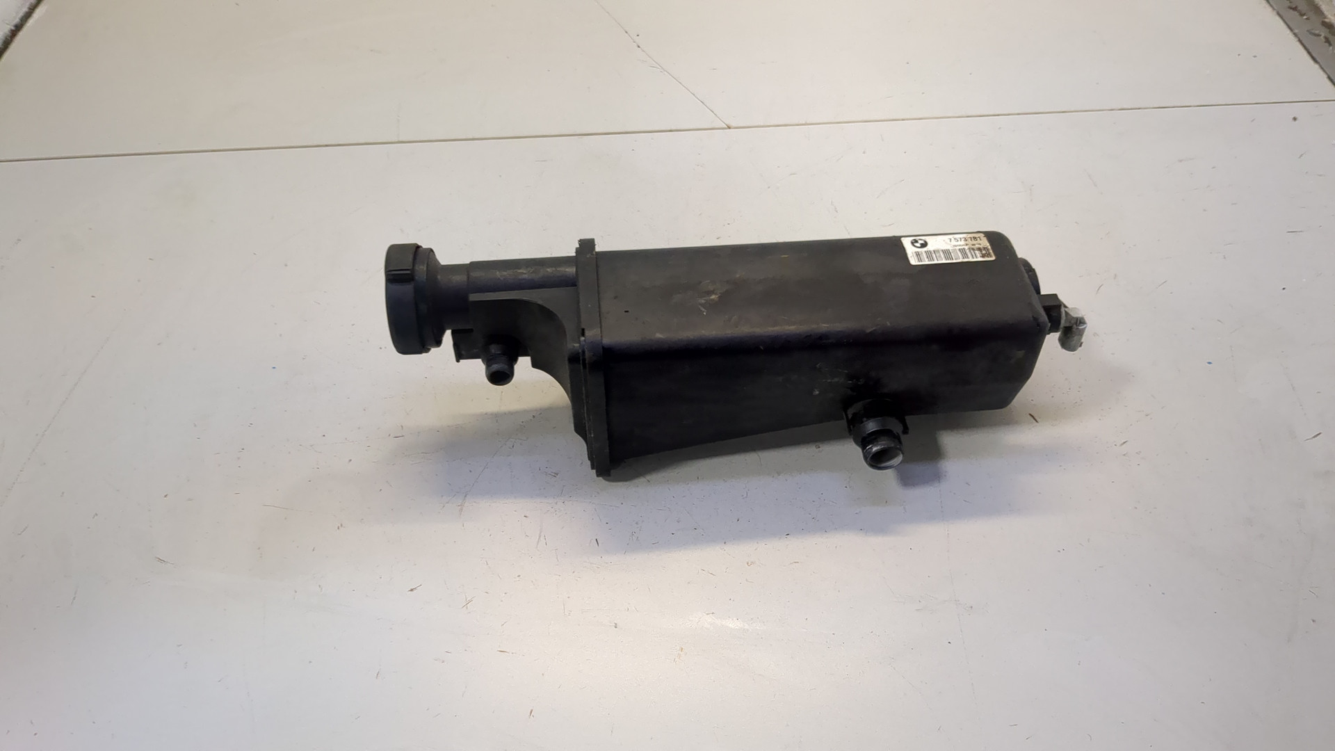 Бачок расширительный