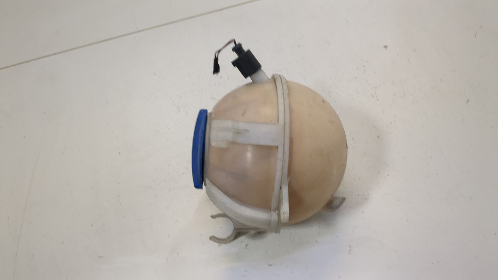 Бачок расширительный