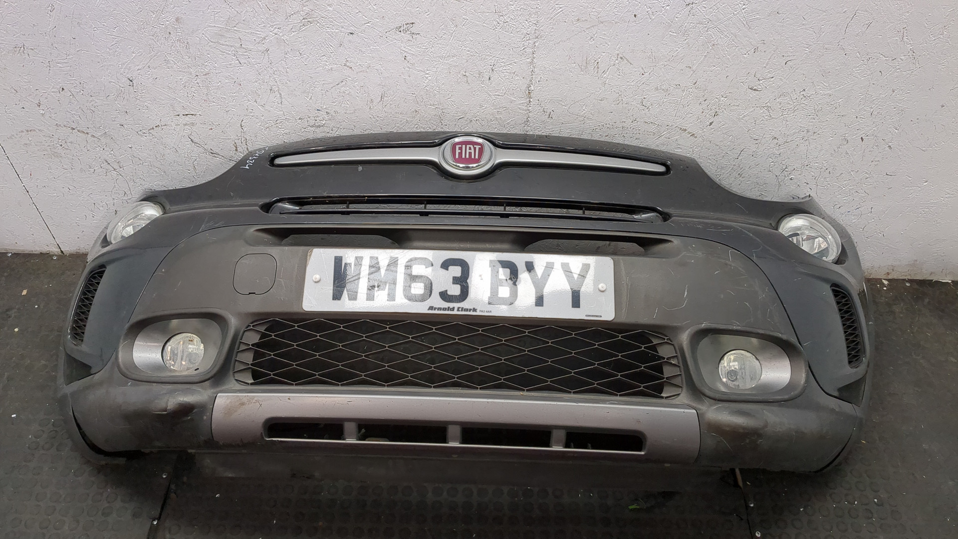 Бампер задний