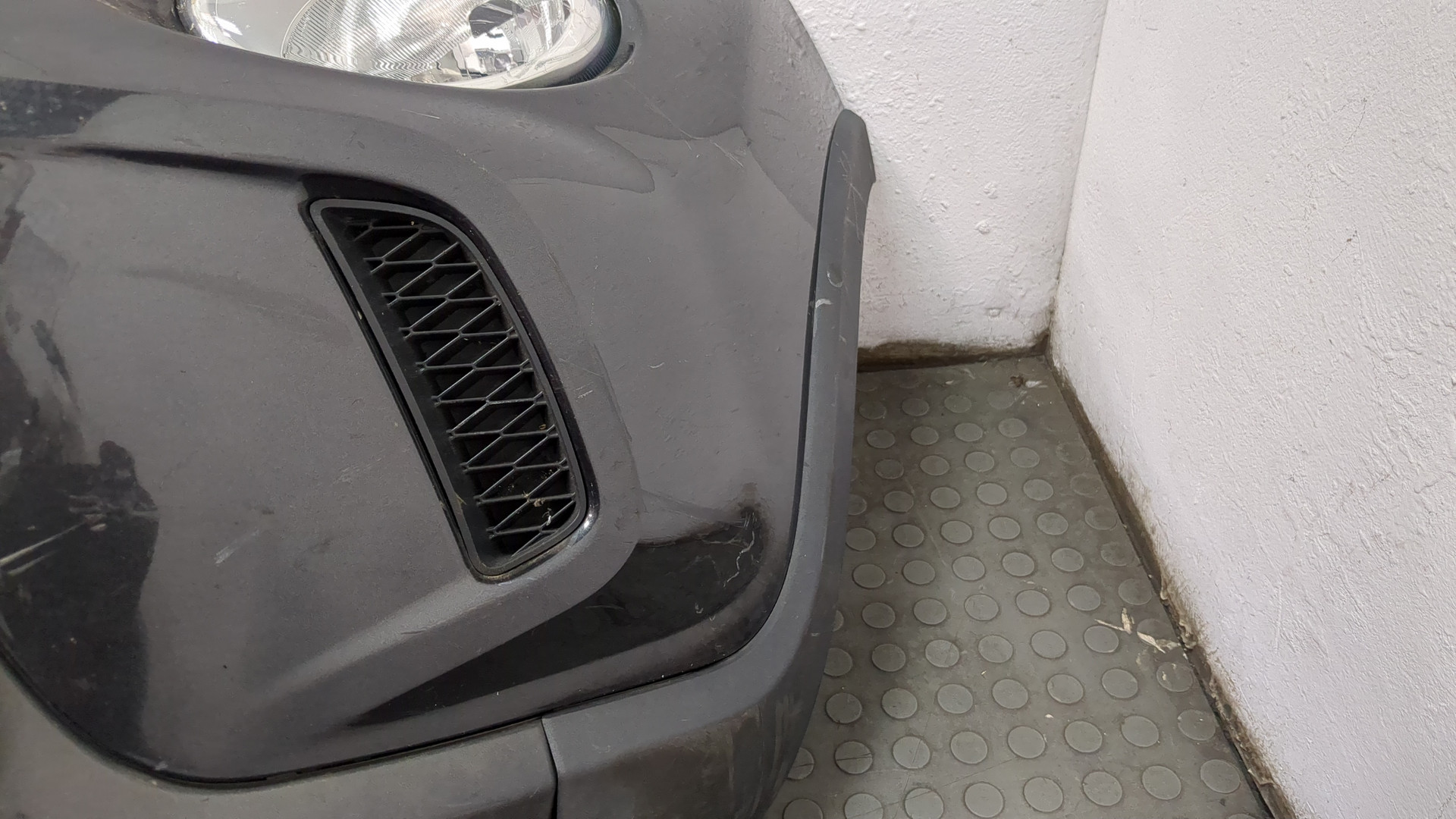 Бампер задний