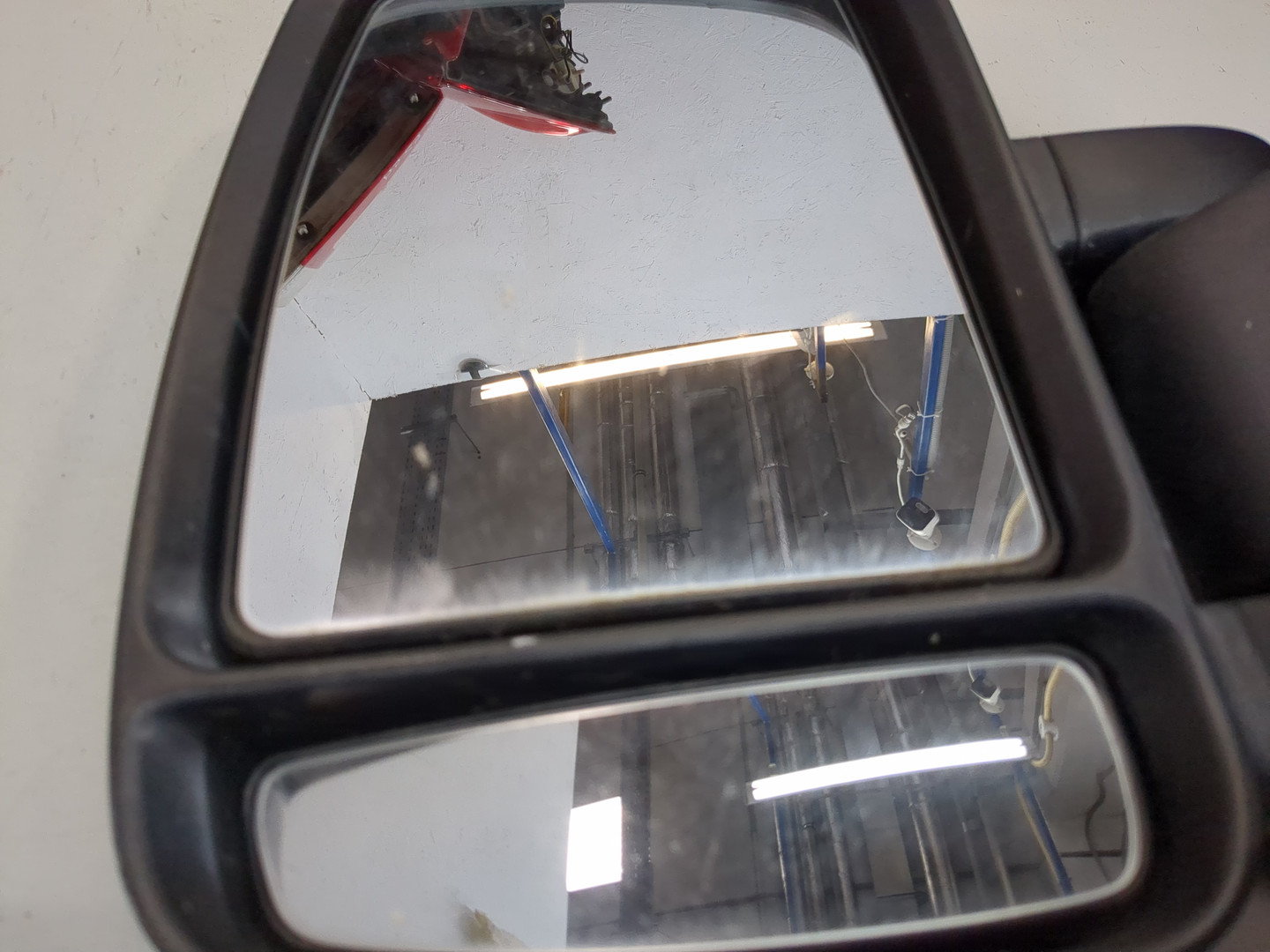 Зеркало левое электрическое