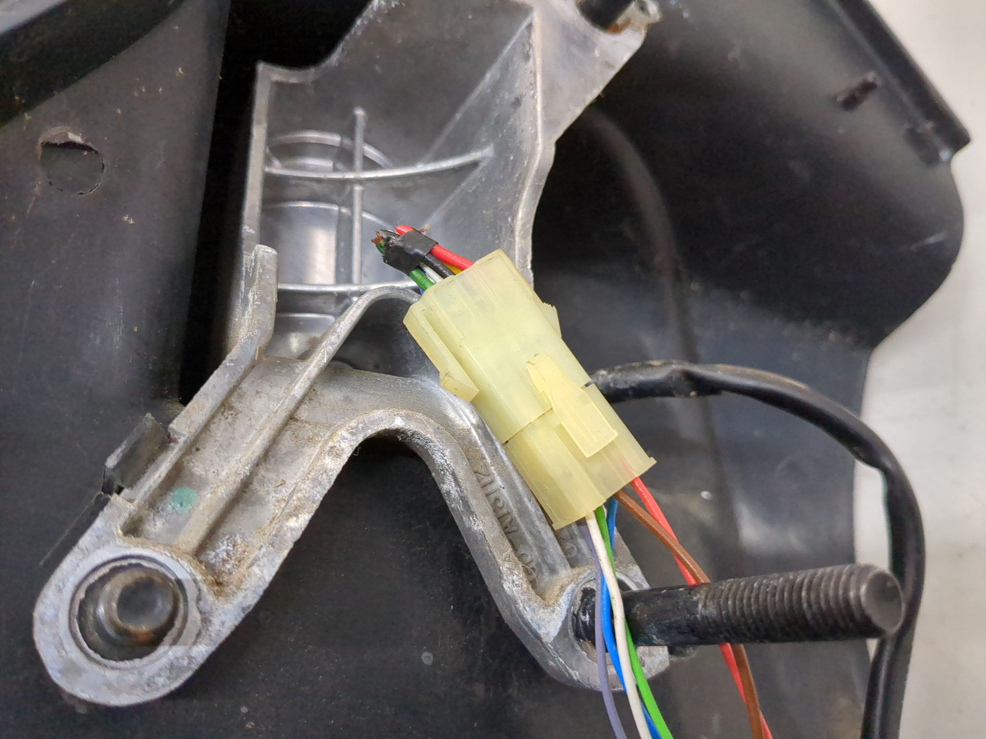 Зеркало левое электрическое