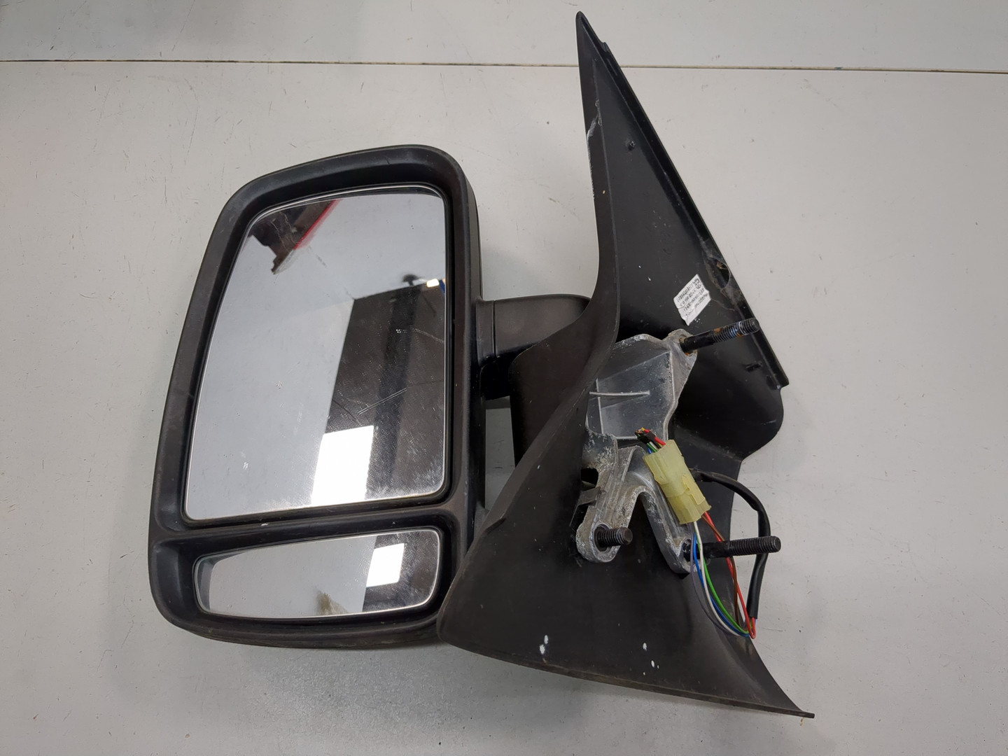 Зеркало левое электрическое