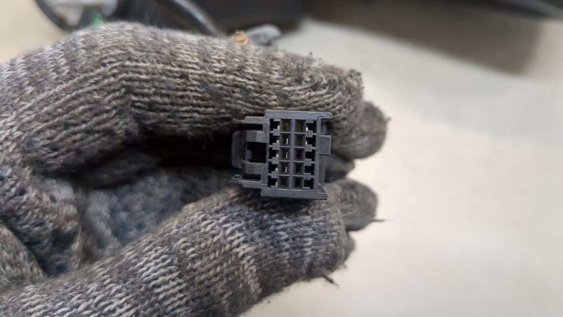 Зеркало правое электрическое