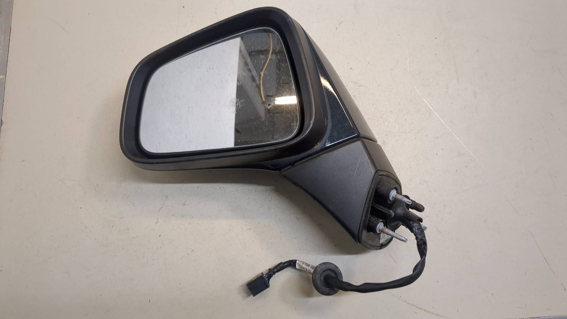 Зеркало левое электрическое