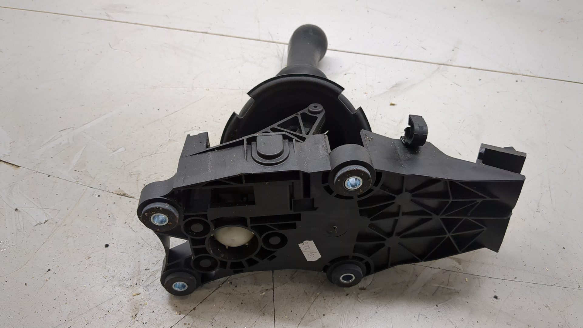 Кулиса МКПП / АКПП