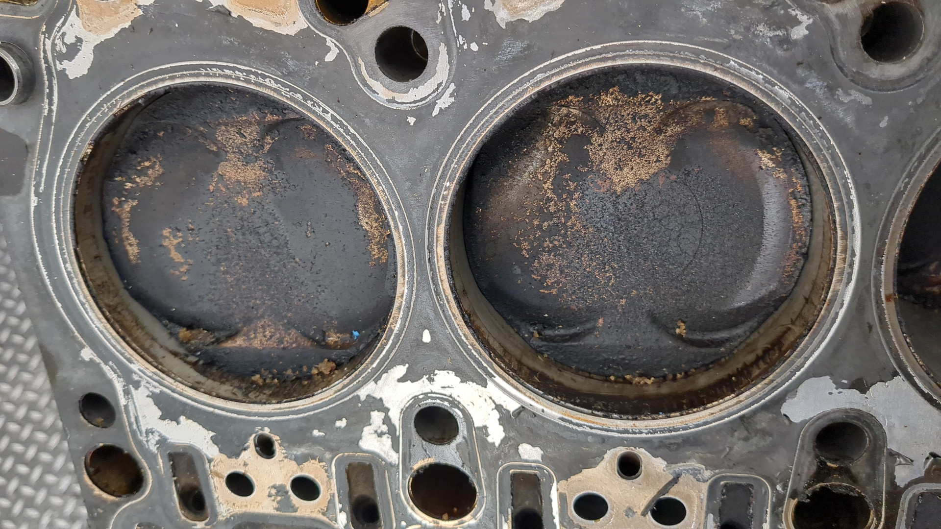 Блок двигателя