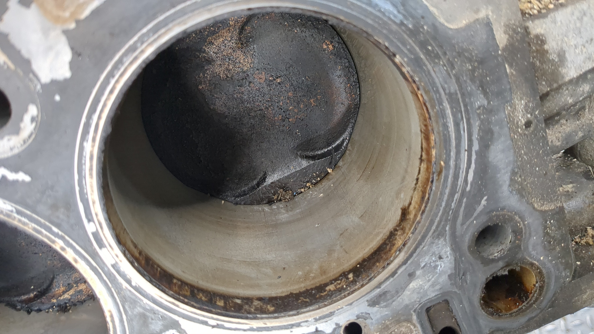 Блок двигателя