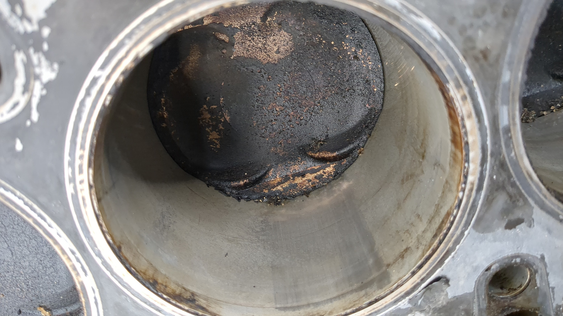 Блок двигателя