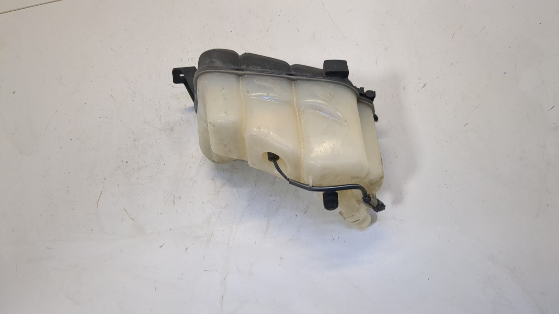 Бачок расширительный