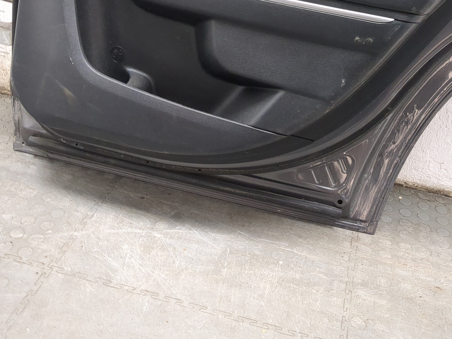 Дверь задняя правая