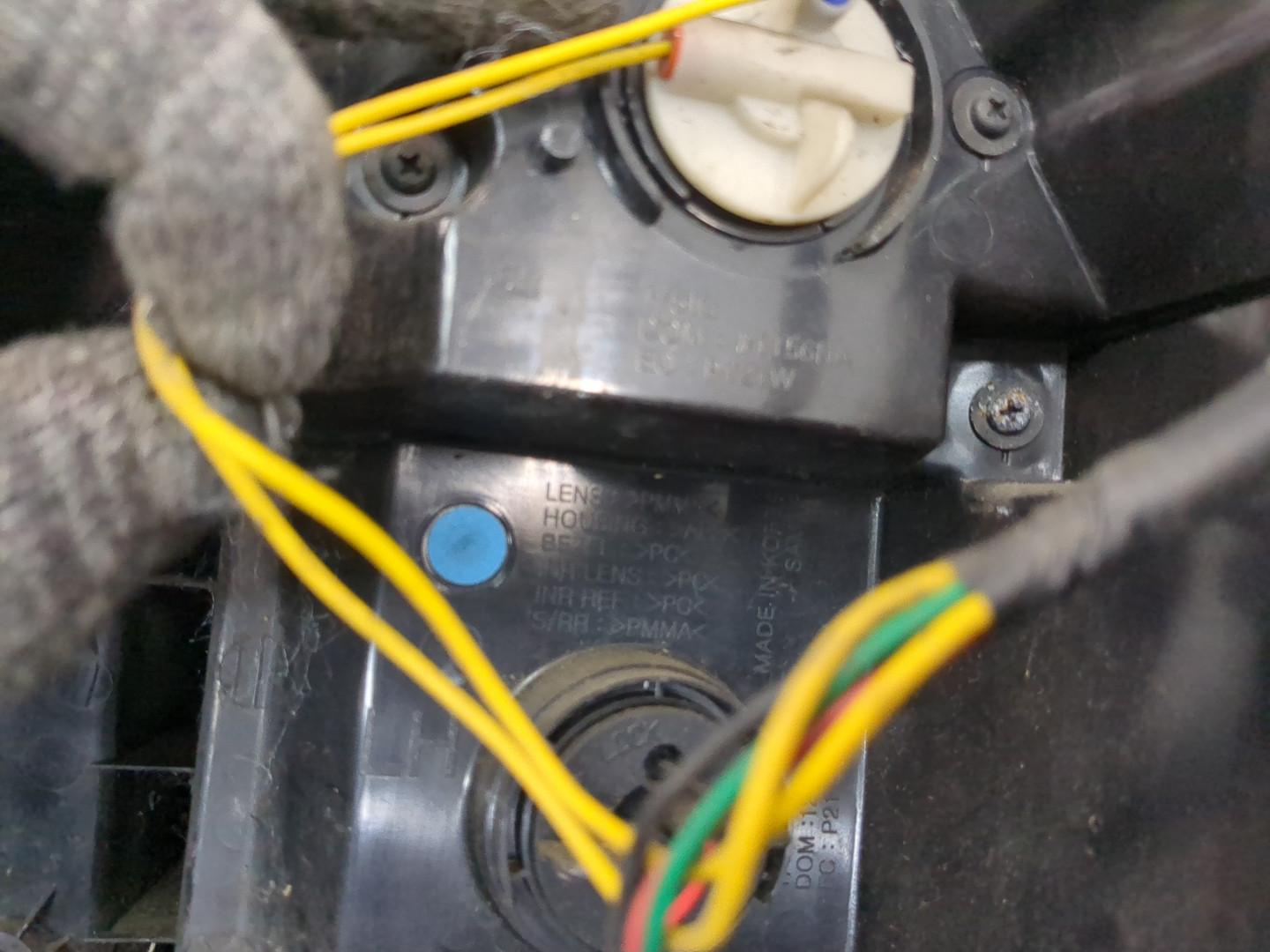 Фонарь задний левый