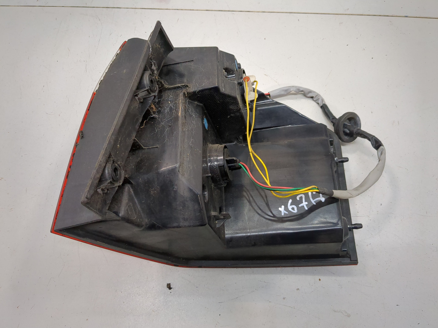 Фонарь задний левый