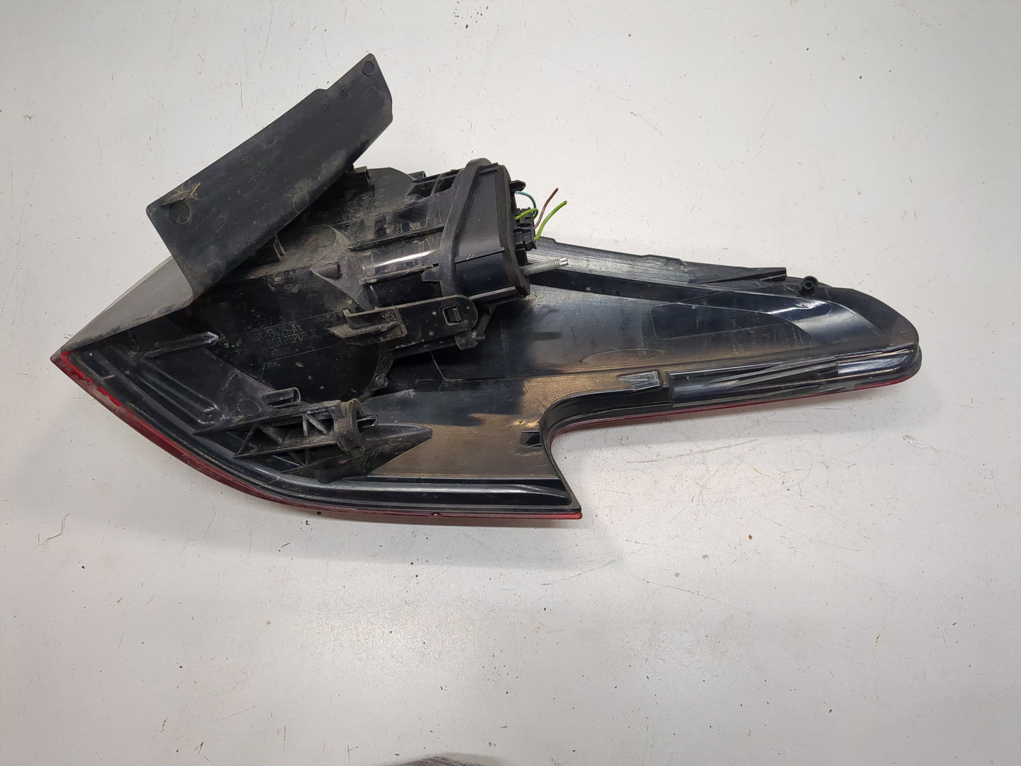 Фонарь задний левый