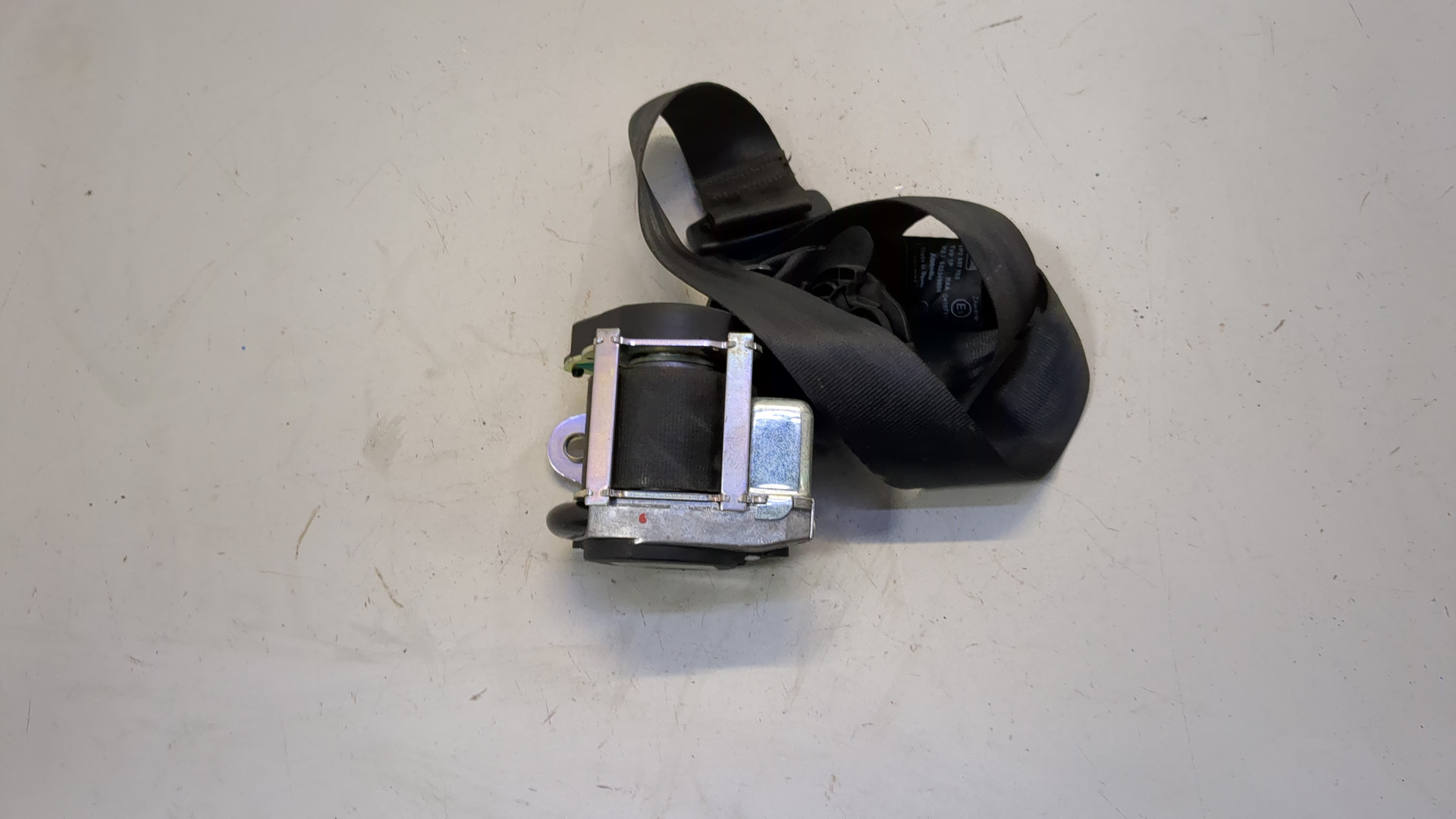 Ремень безопасности