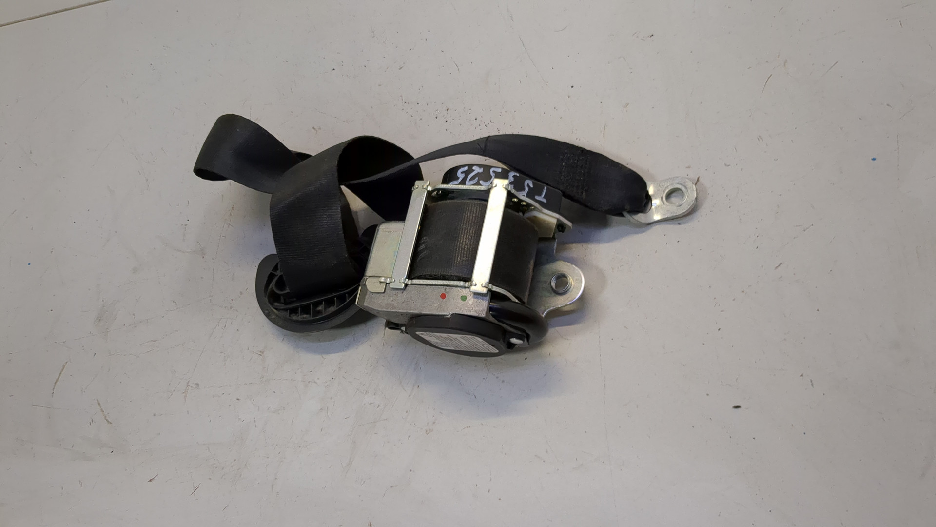 Ремень безопасности