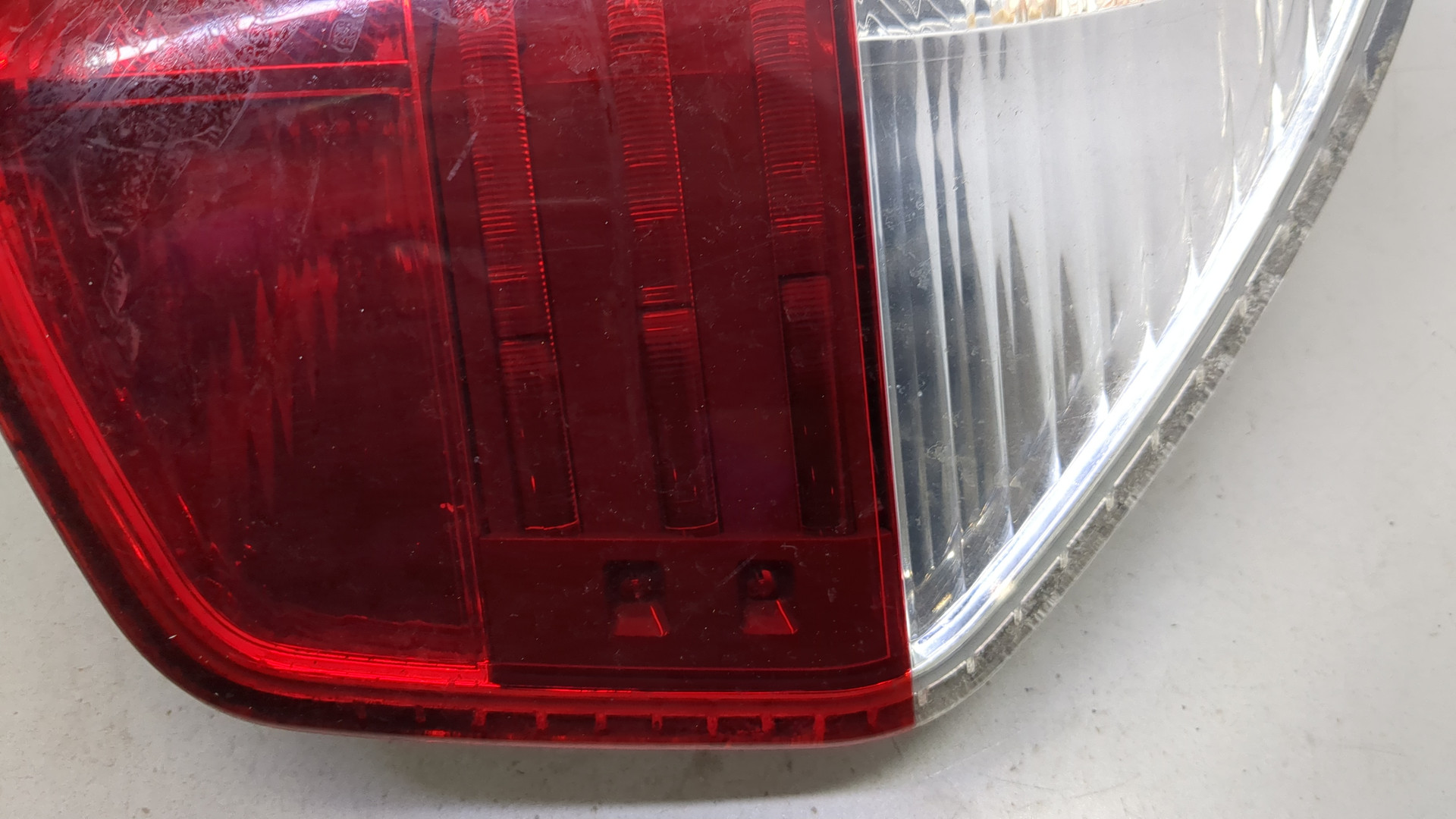 Фонарь задний правый