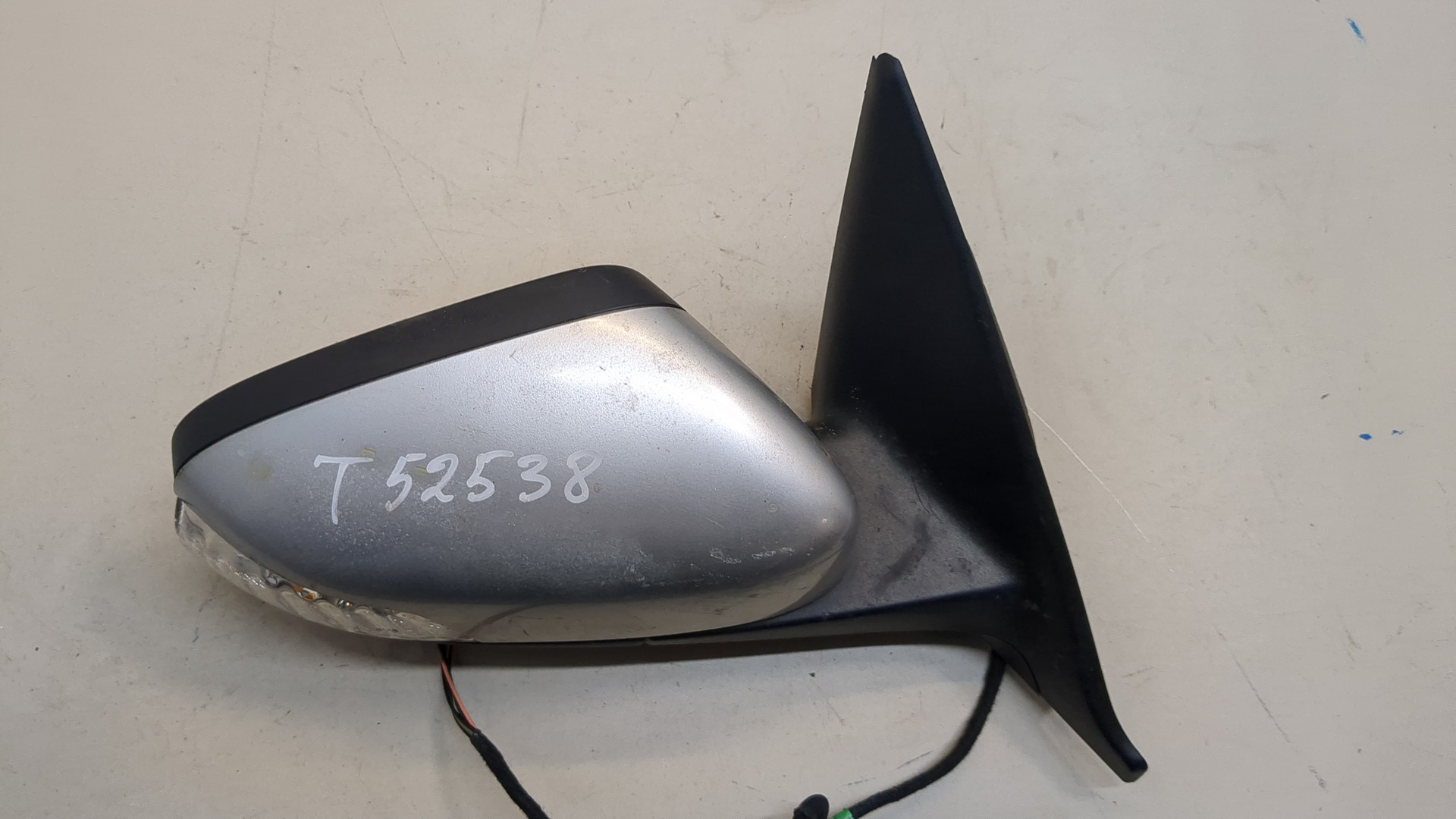 Зеркало правое электрическое