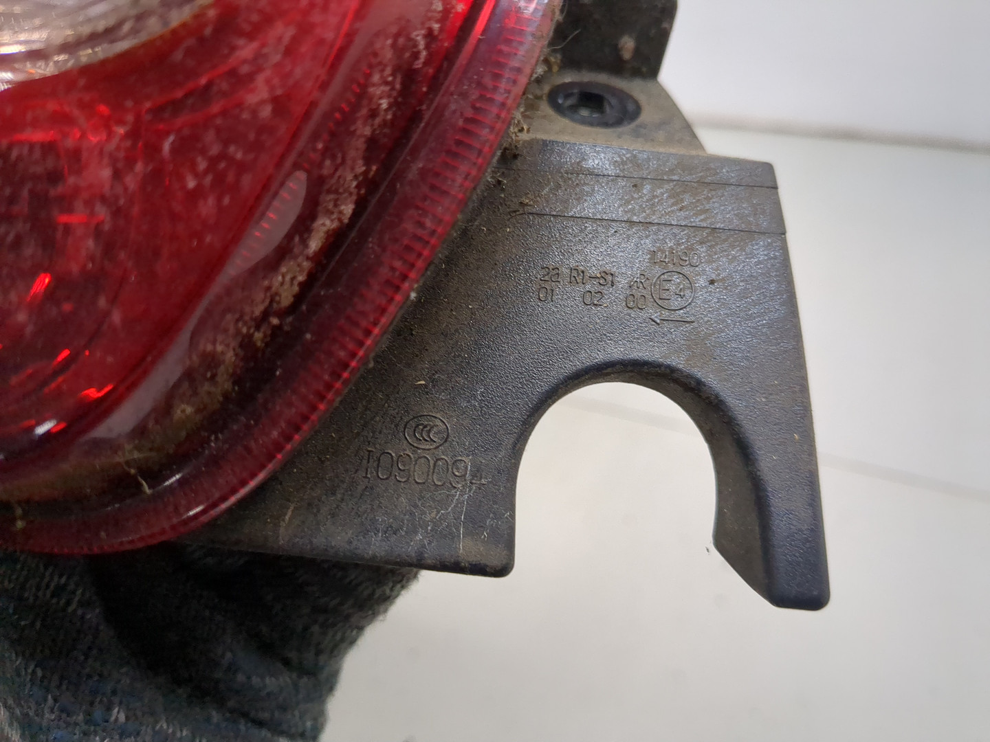 Фонарь задний левый