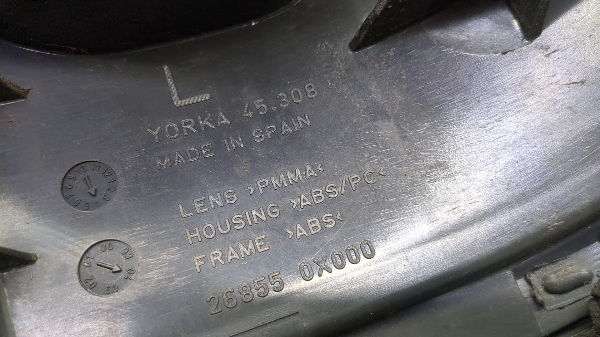 Фонарь задний левый