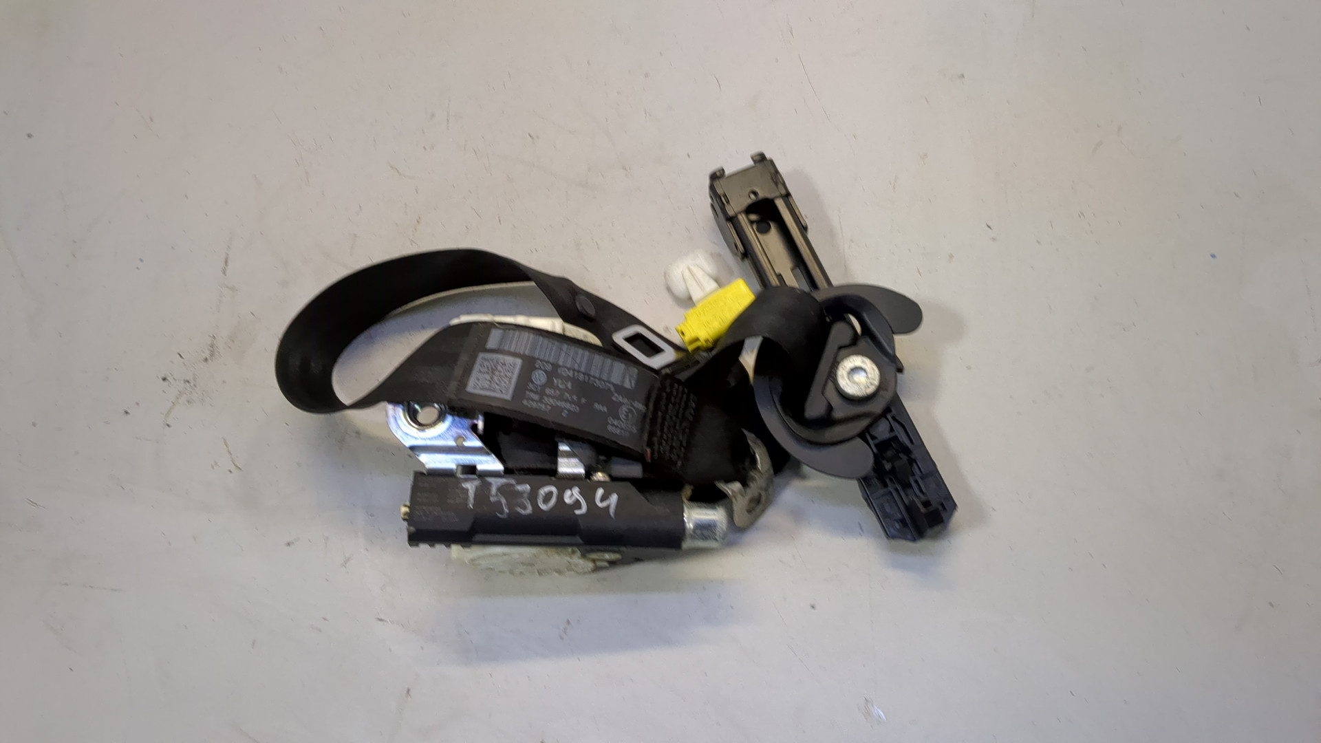 Ремень безопасности