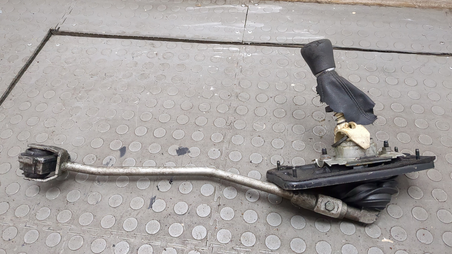 Кулиса МКПП / АКПП