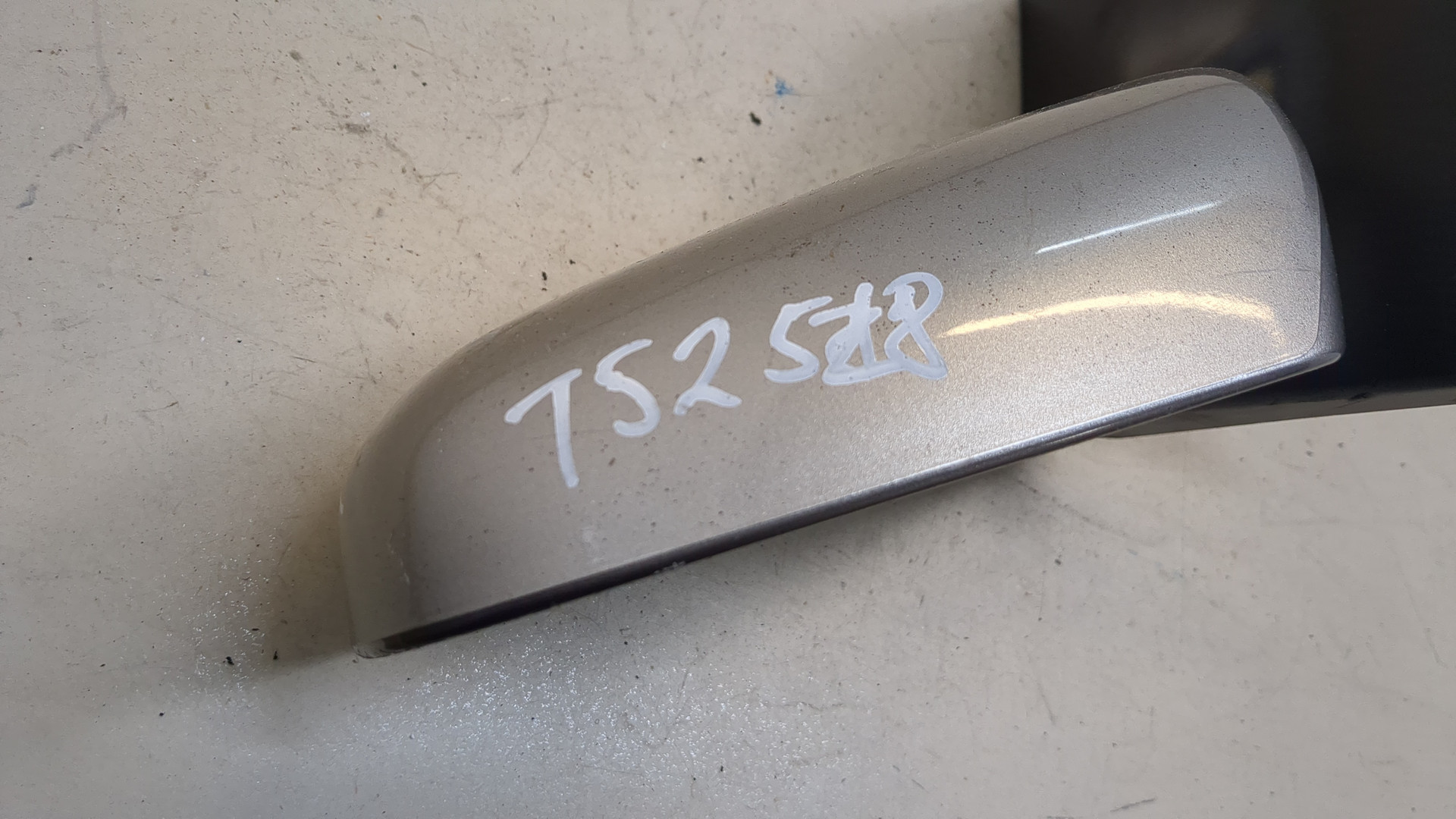 Зеркало левое электрическое