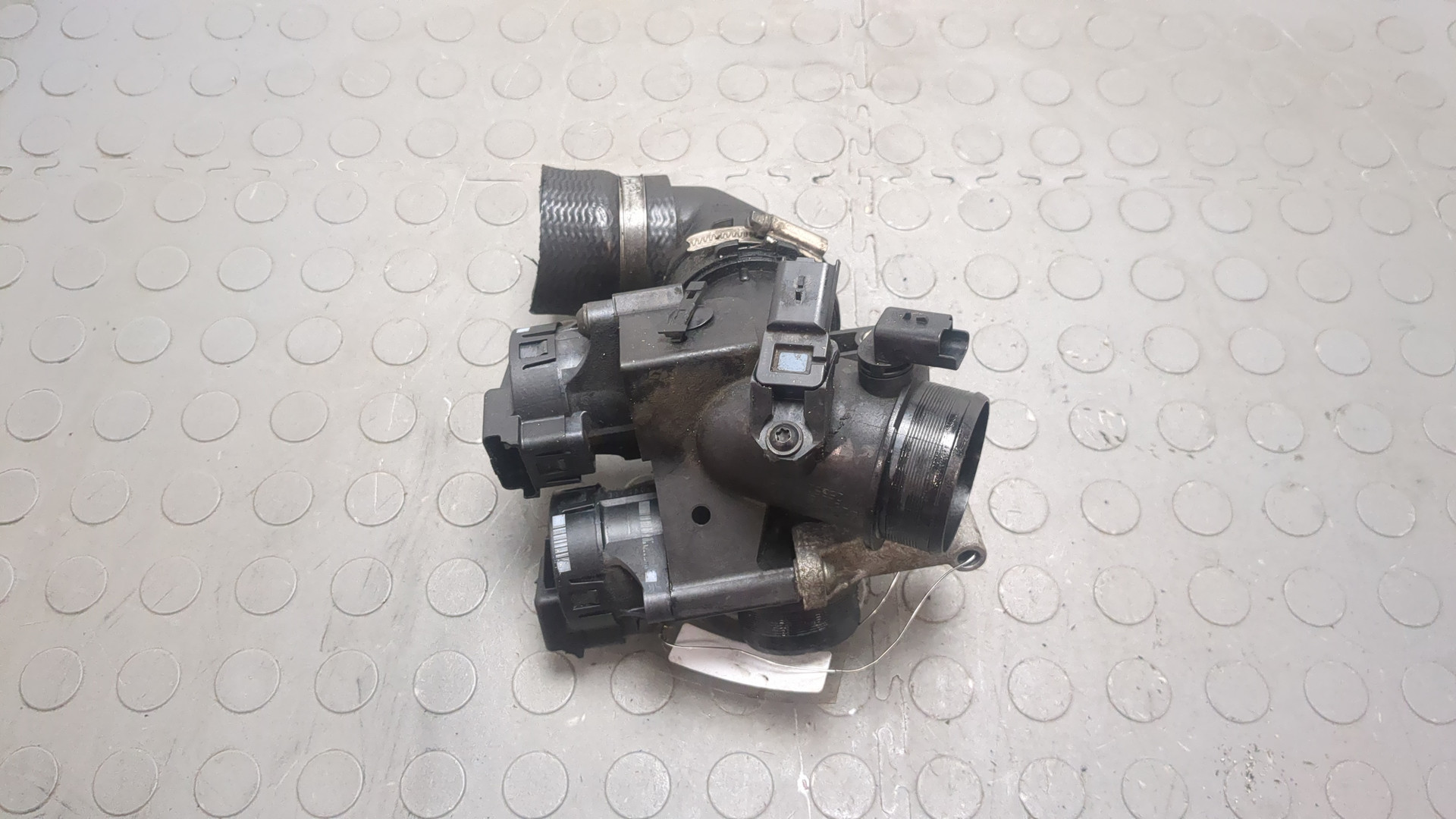 Заслонка дроссельная электрическая