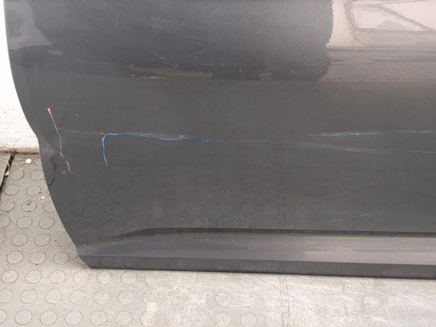 Дверь передняя левая