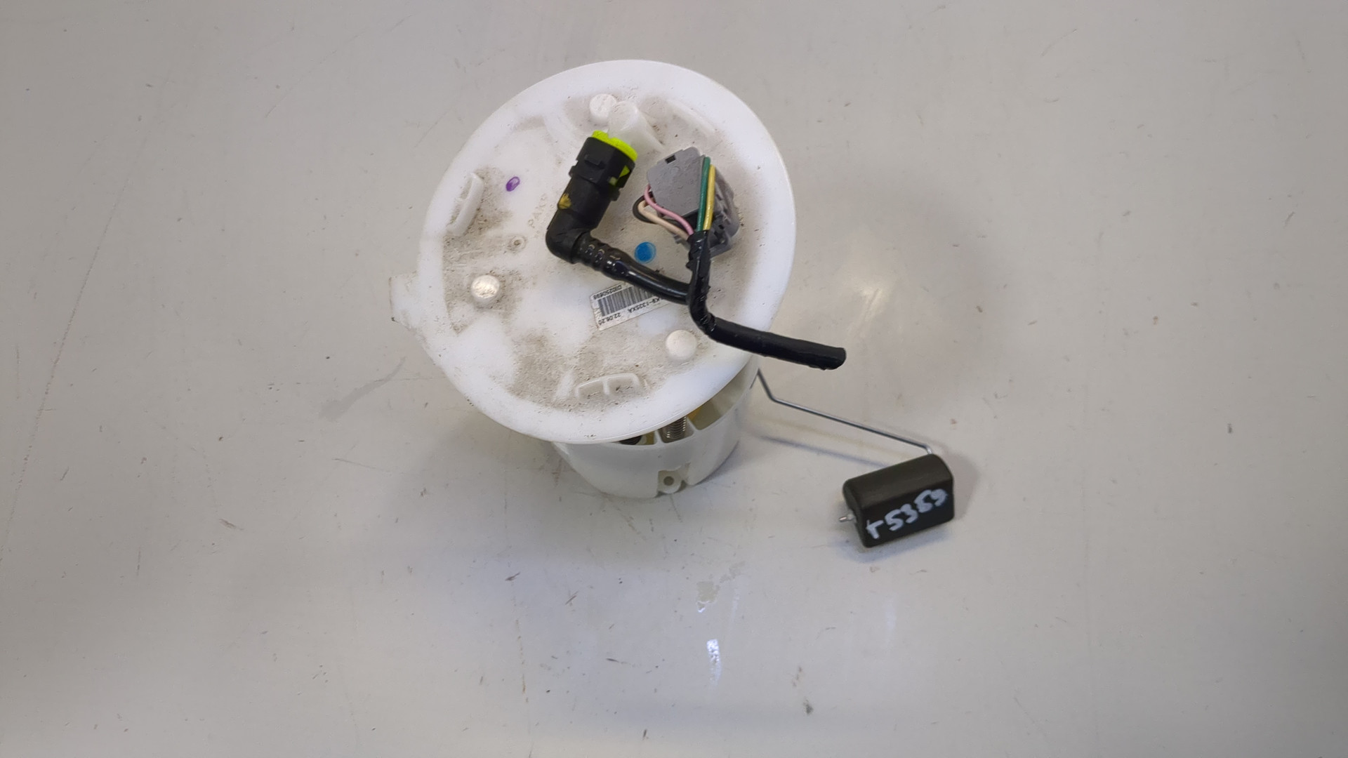 Насос топливный электрический