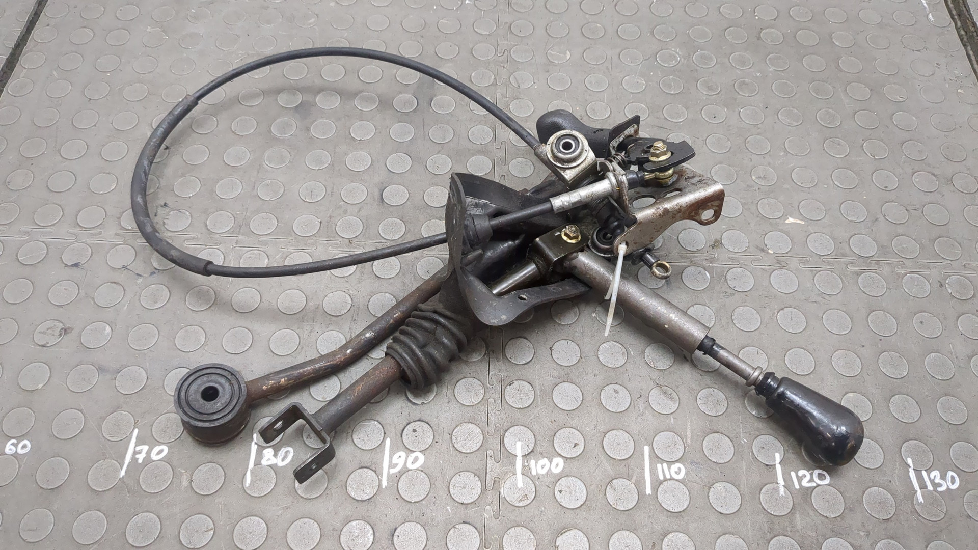 Кулиса МКПП / АКПП