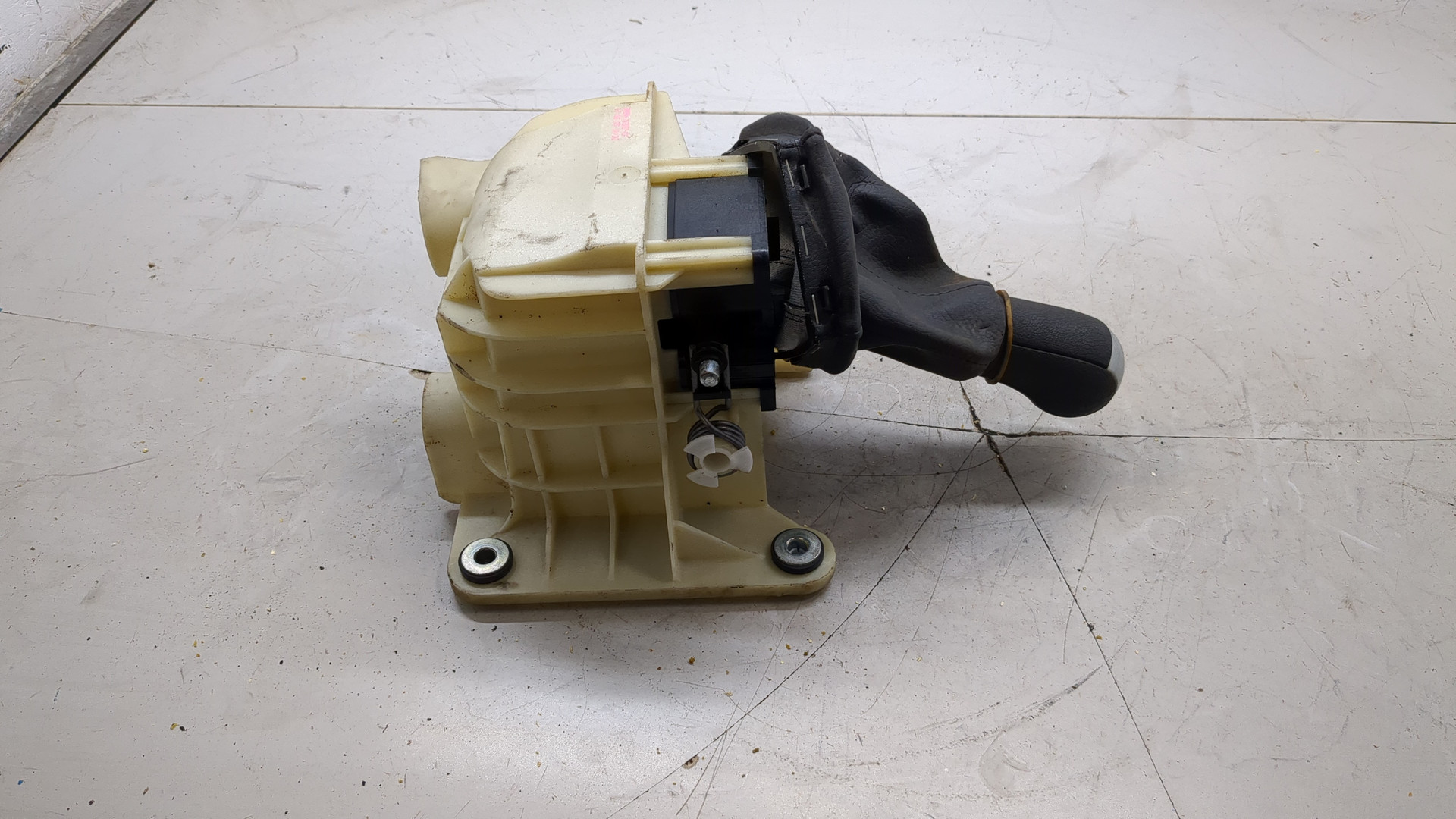 Кулиса МКПП / АКПП