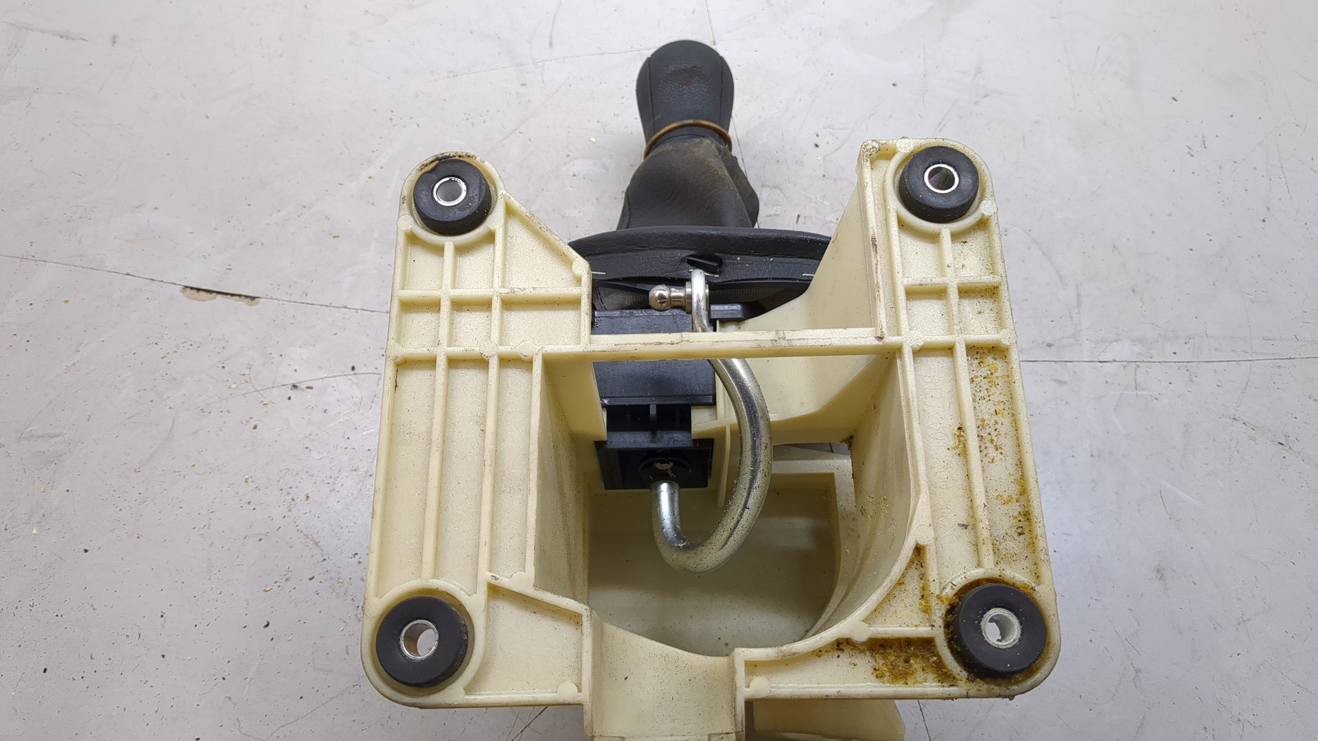 Кулиса МКПП / АКПП