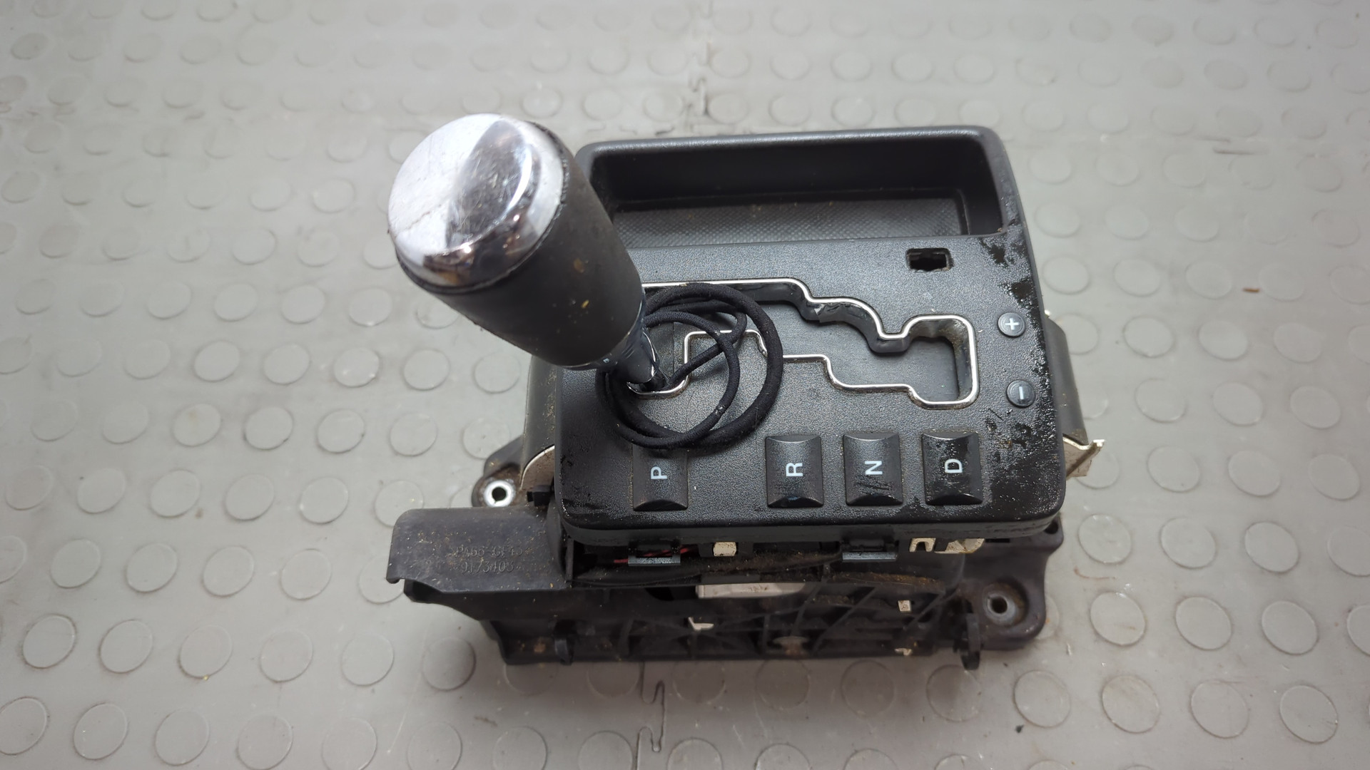 Кулиса МКПП / АКПП