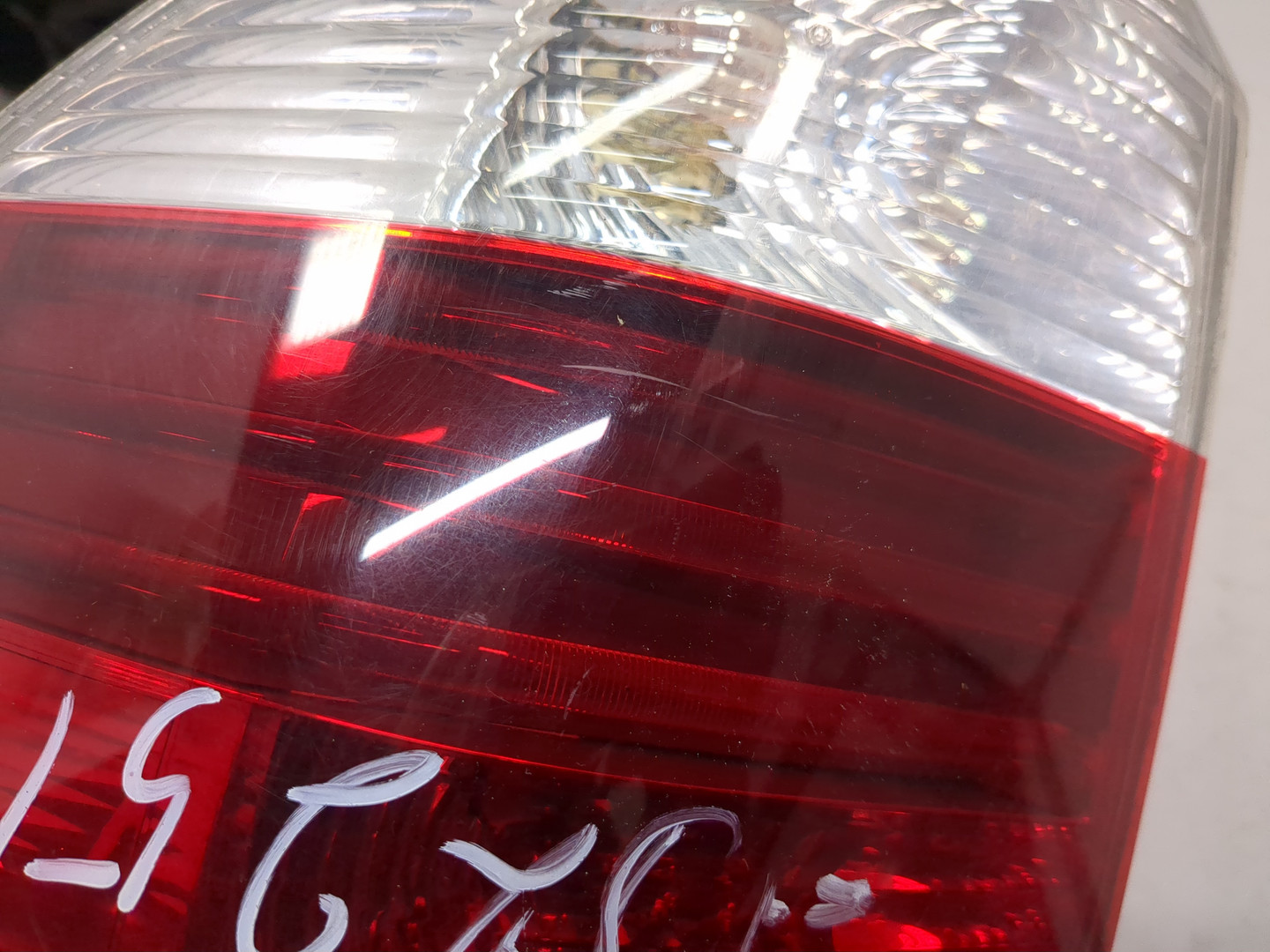 Фонарь задний левый