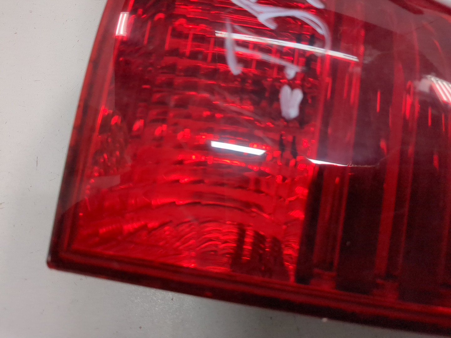 Фонарь задний левый