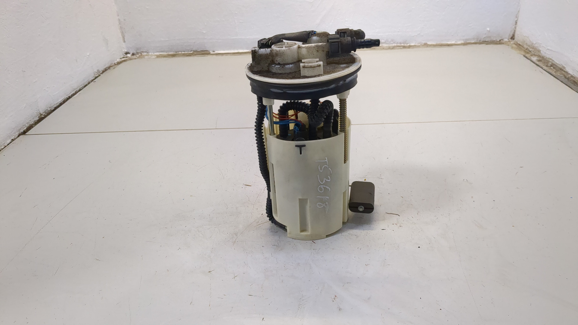 Насос топливный электрический